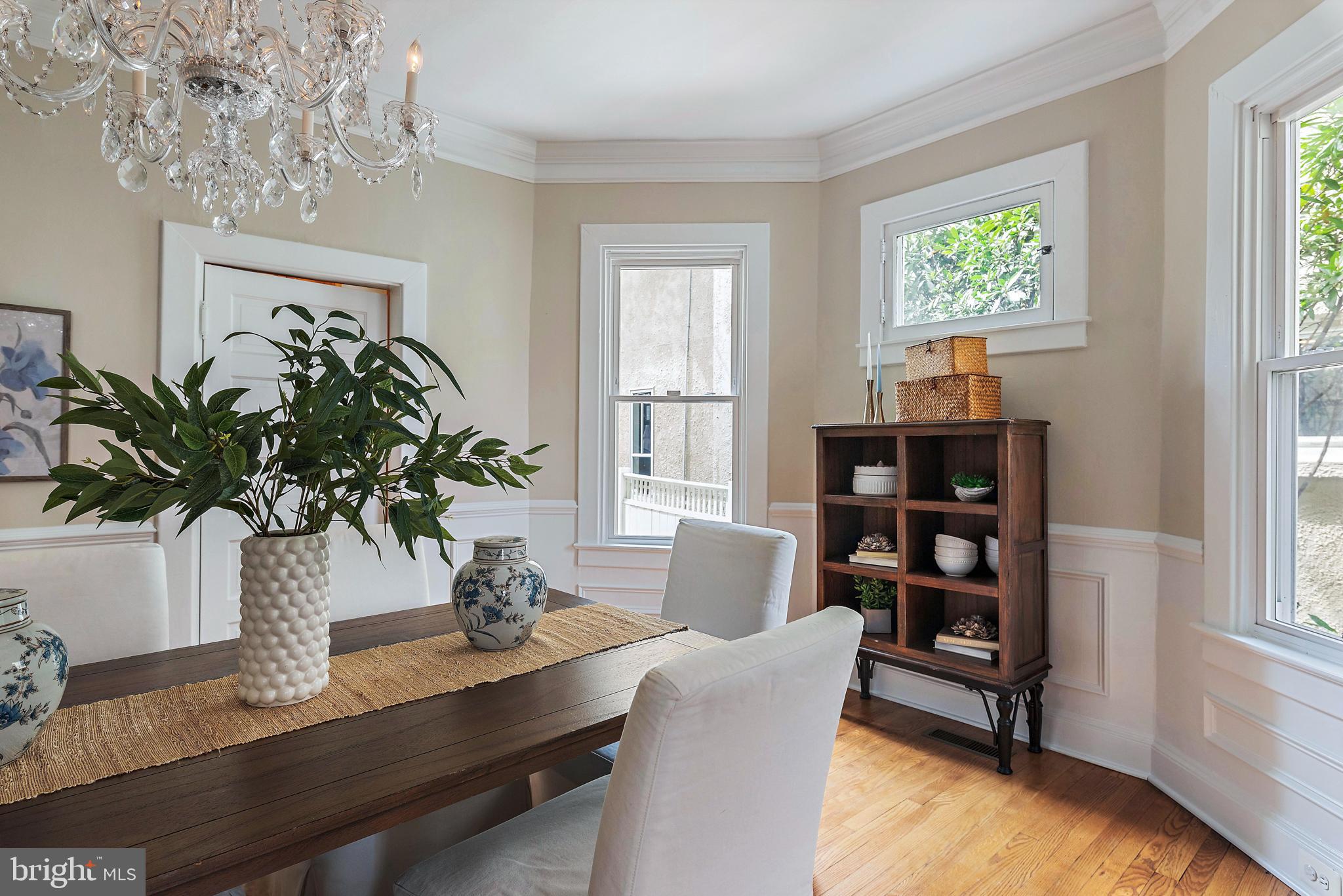 MURRAY HILL - Residential