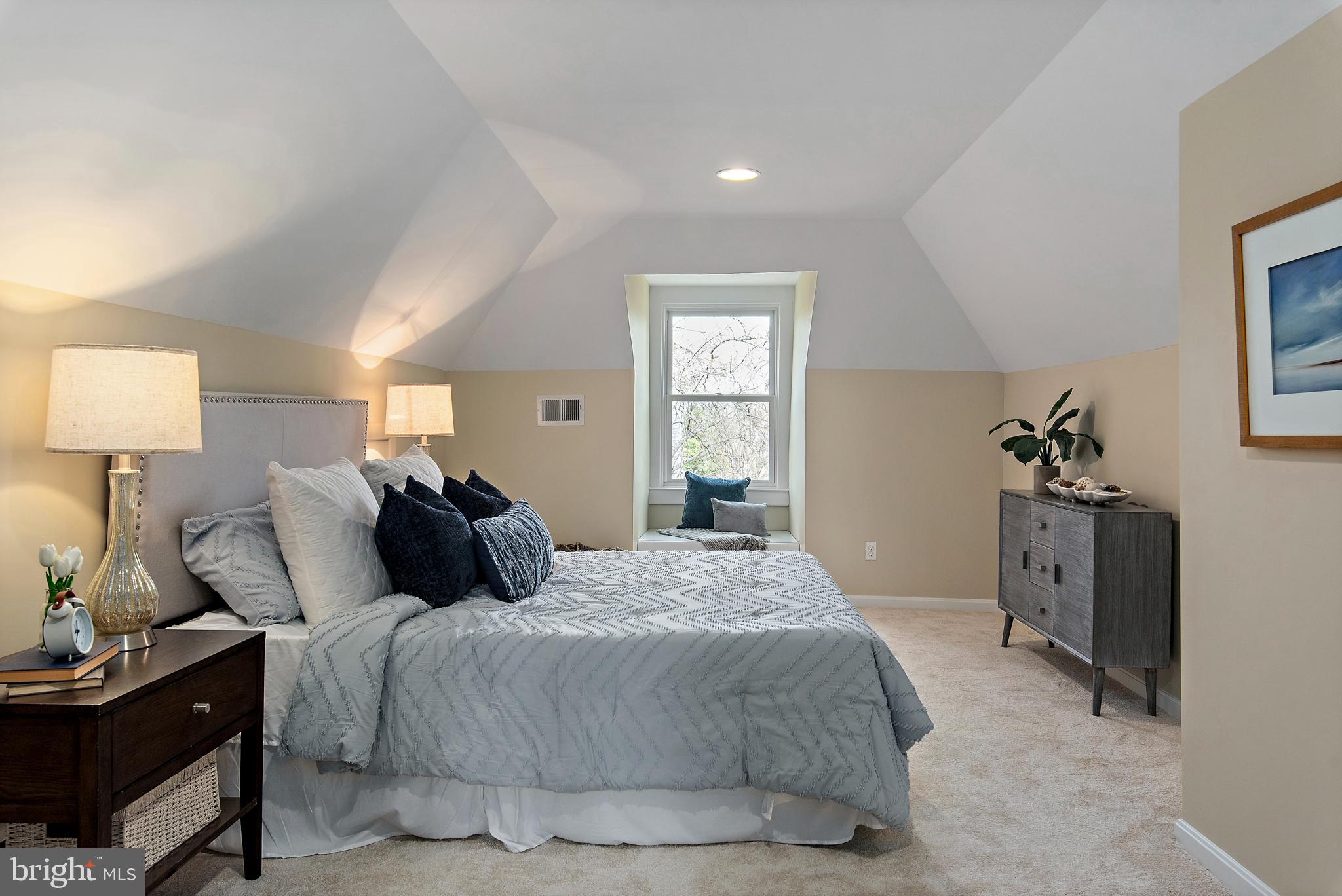 MURRAY HILL - Residential