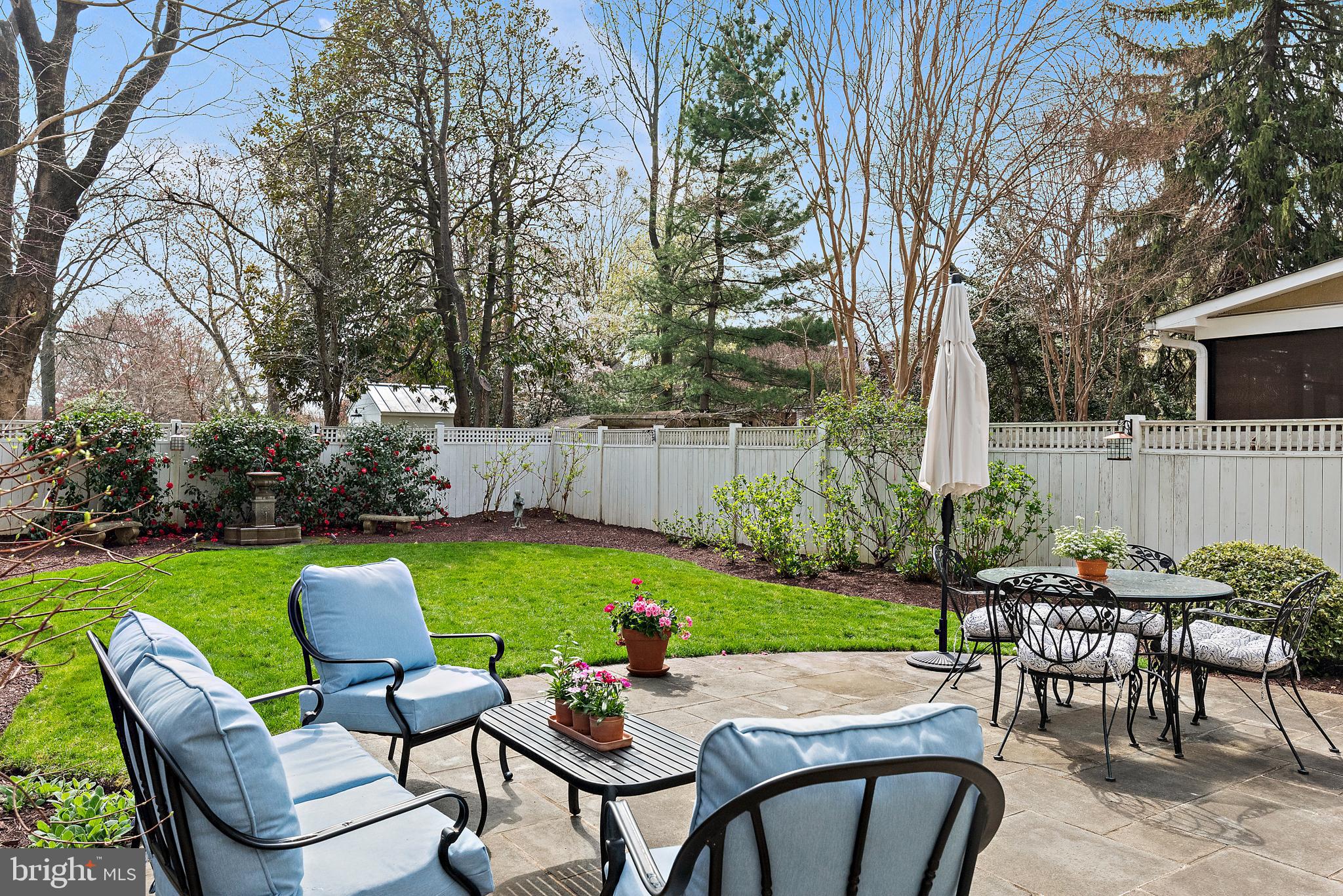 MURRAY HILL - Residential