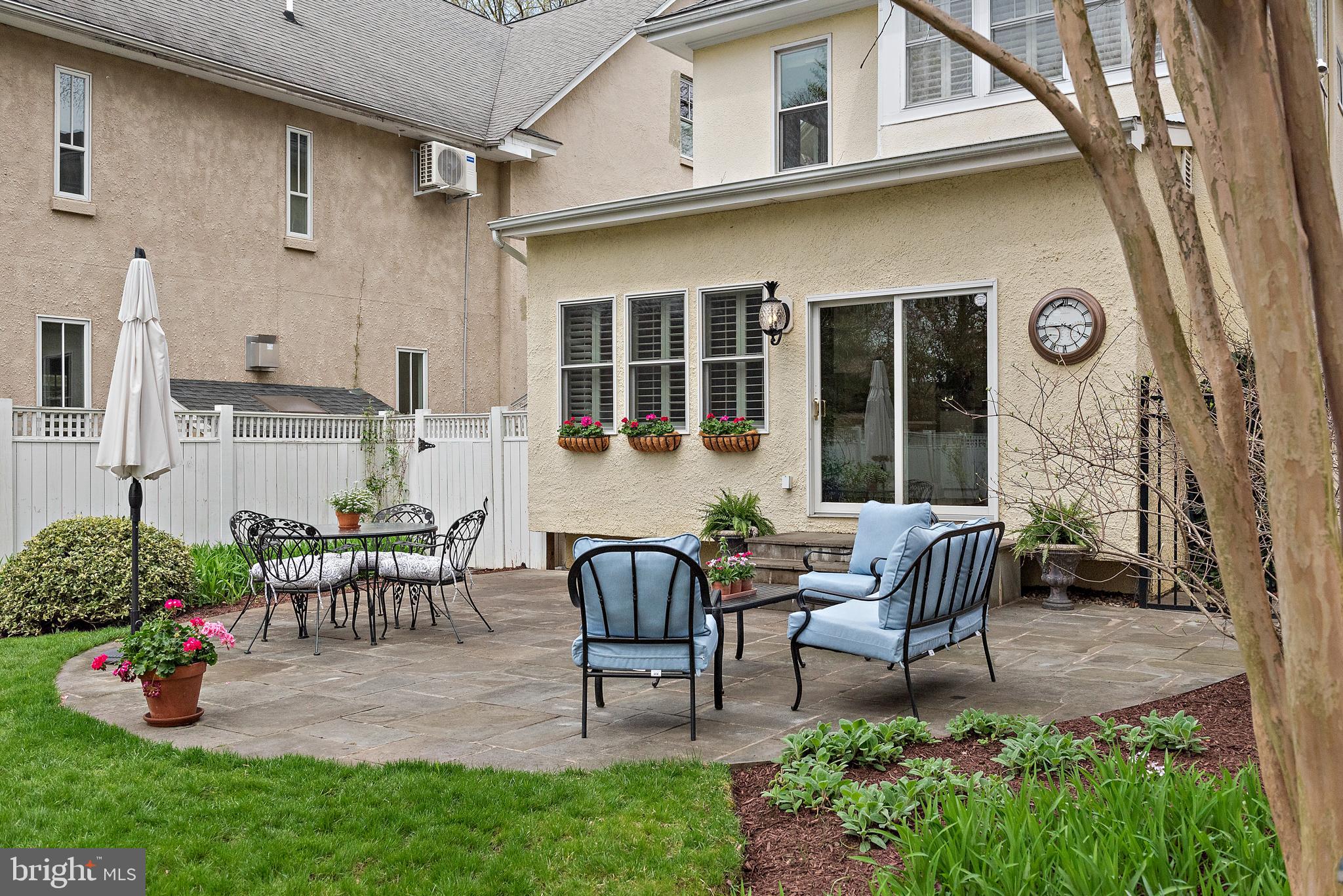 MURRAY HILL - Residential