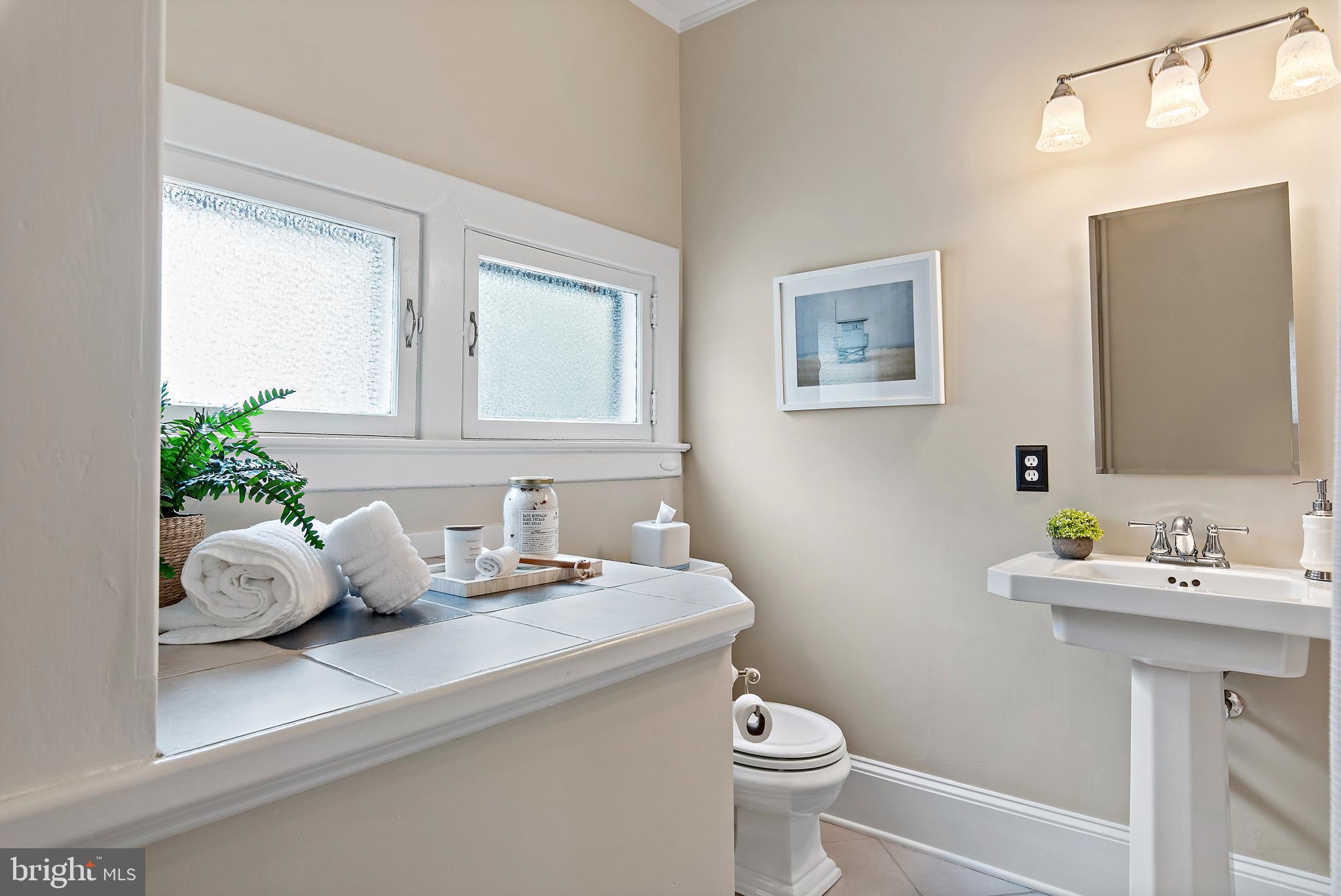 MURRAY HILL - Residential