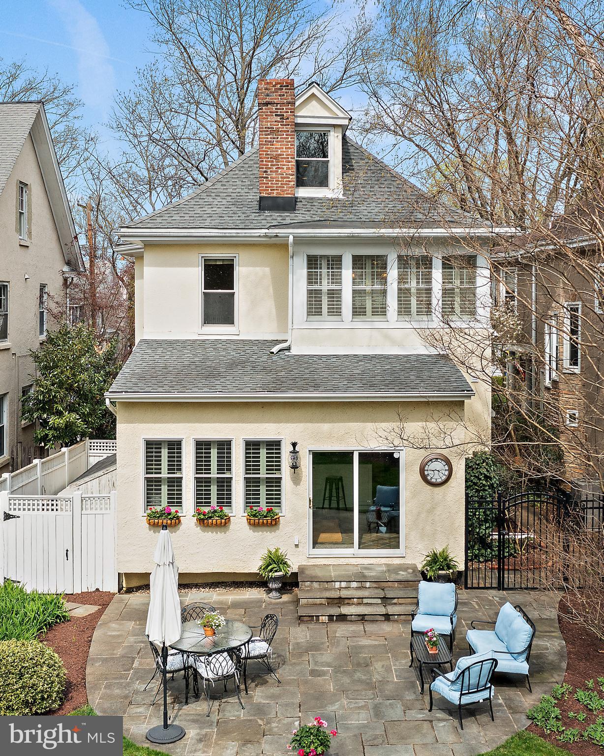 MURRAY HILL - Residential