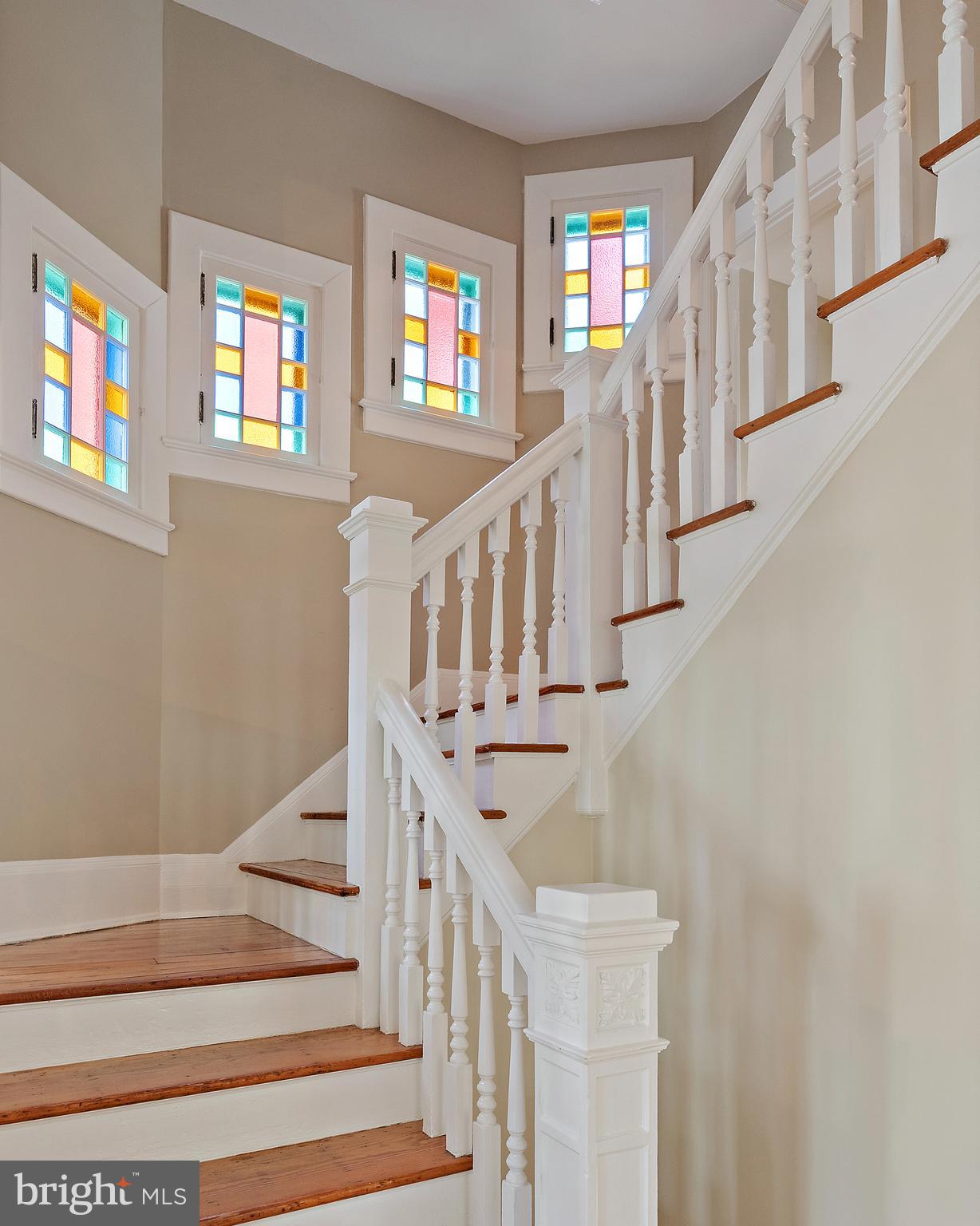 MURRAY HILL - Residential