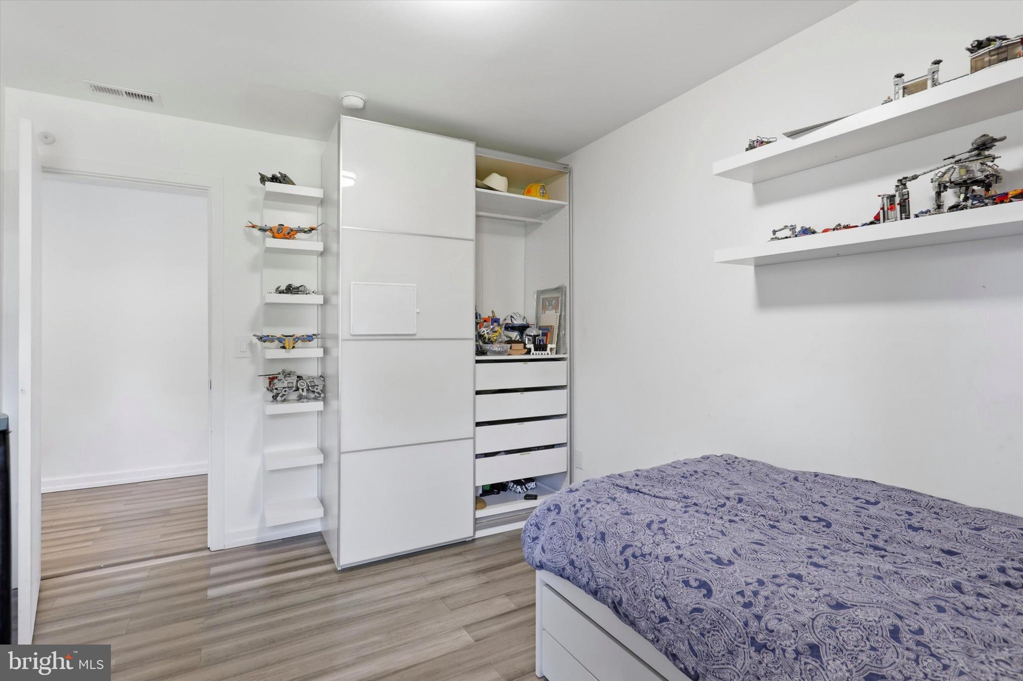 BELMONT HILLS - Residential