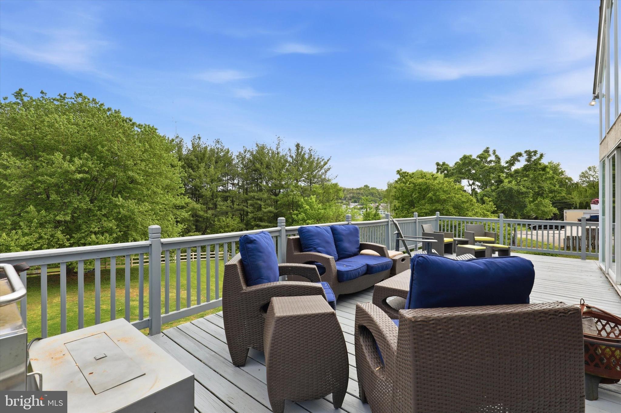 BELMONT HILLS - Residential