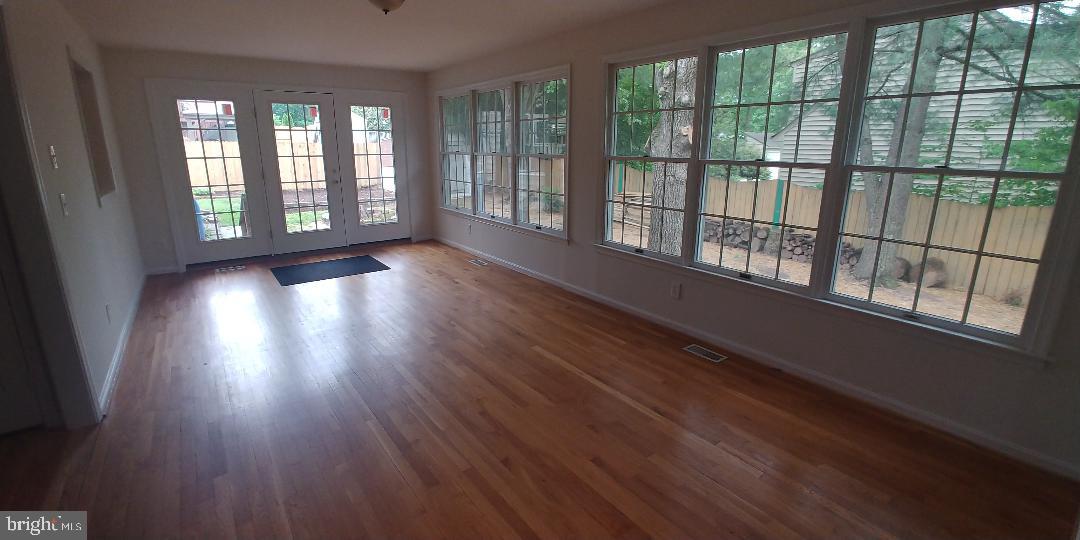 SHERATON HILLS - Residential