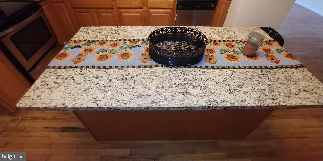 SHERATON HILLS - Residential