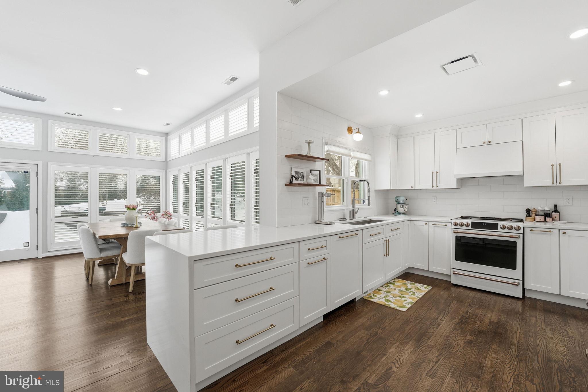 7321 MASONVILLE DRIVE