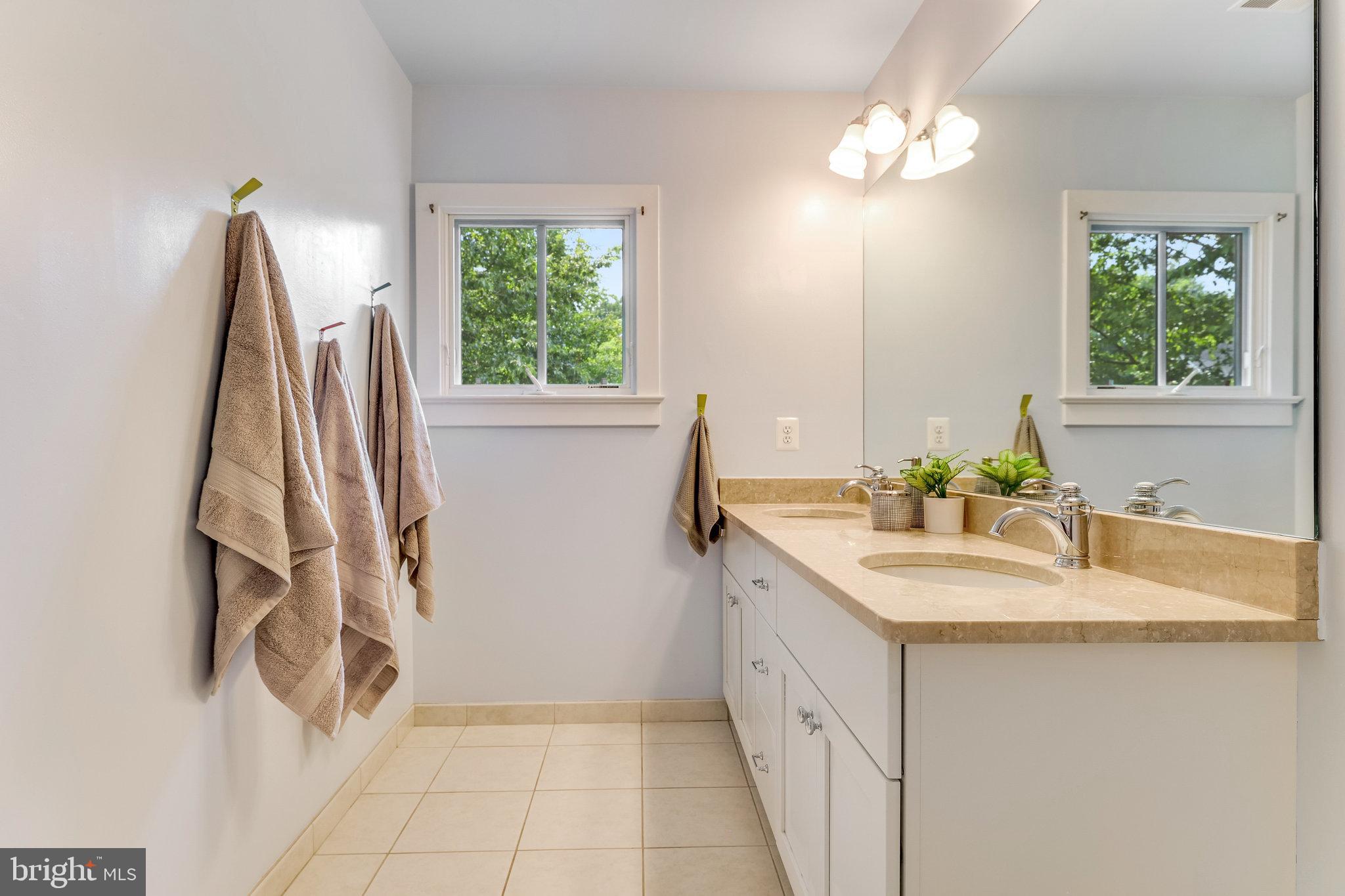 MINOR HILL - Residential