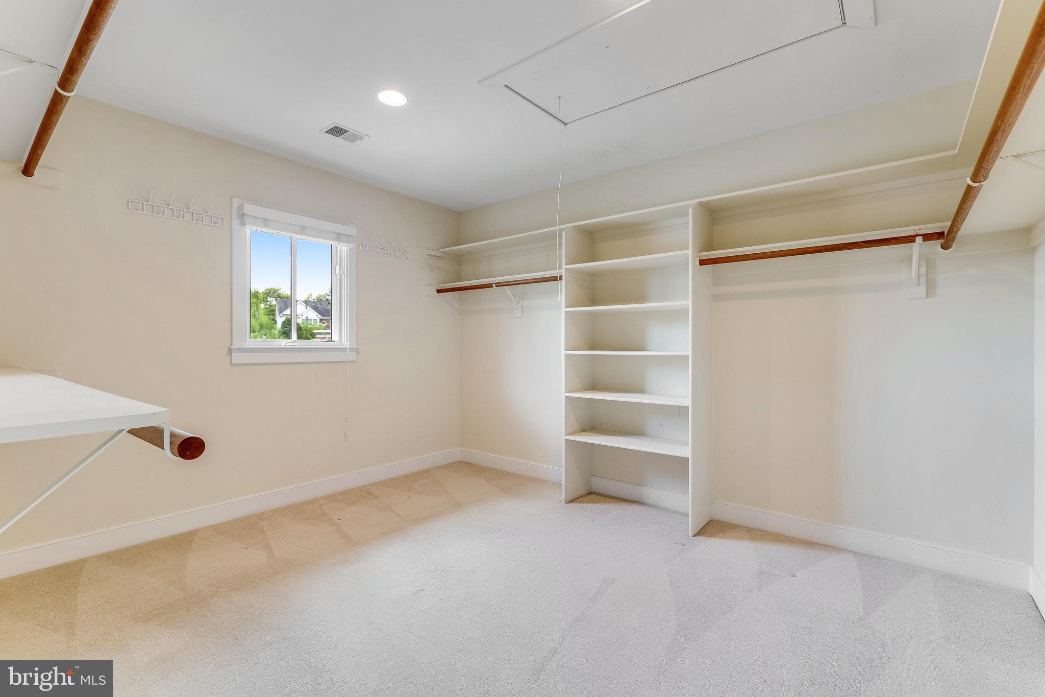 MINOR HILL - Residential