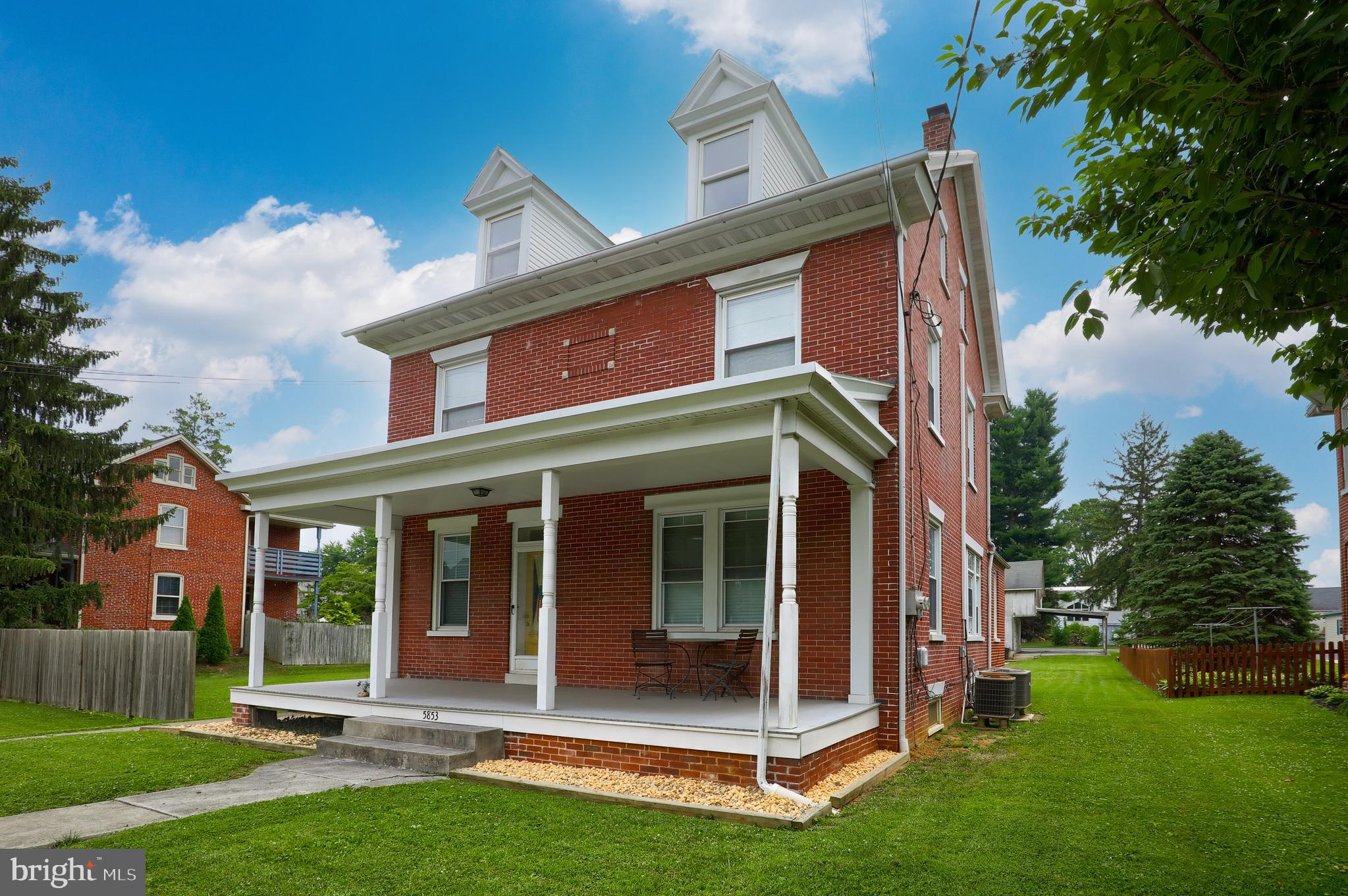 EAST PETERSBURG - Residential Income
