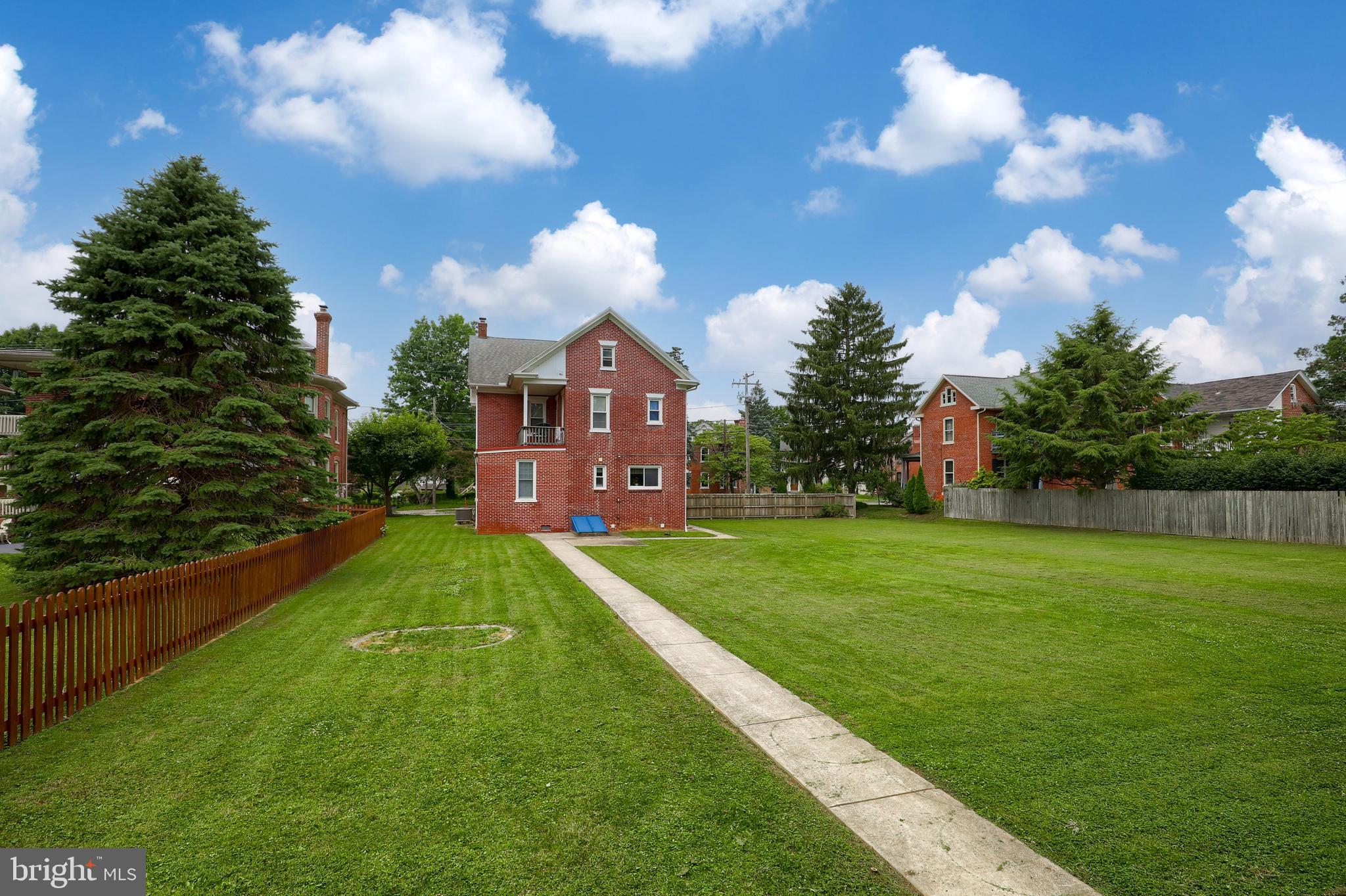 EAST PETERSBURG - Residential Income