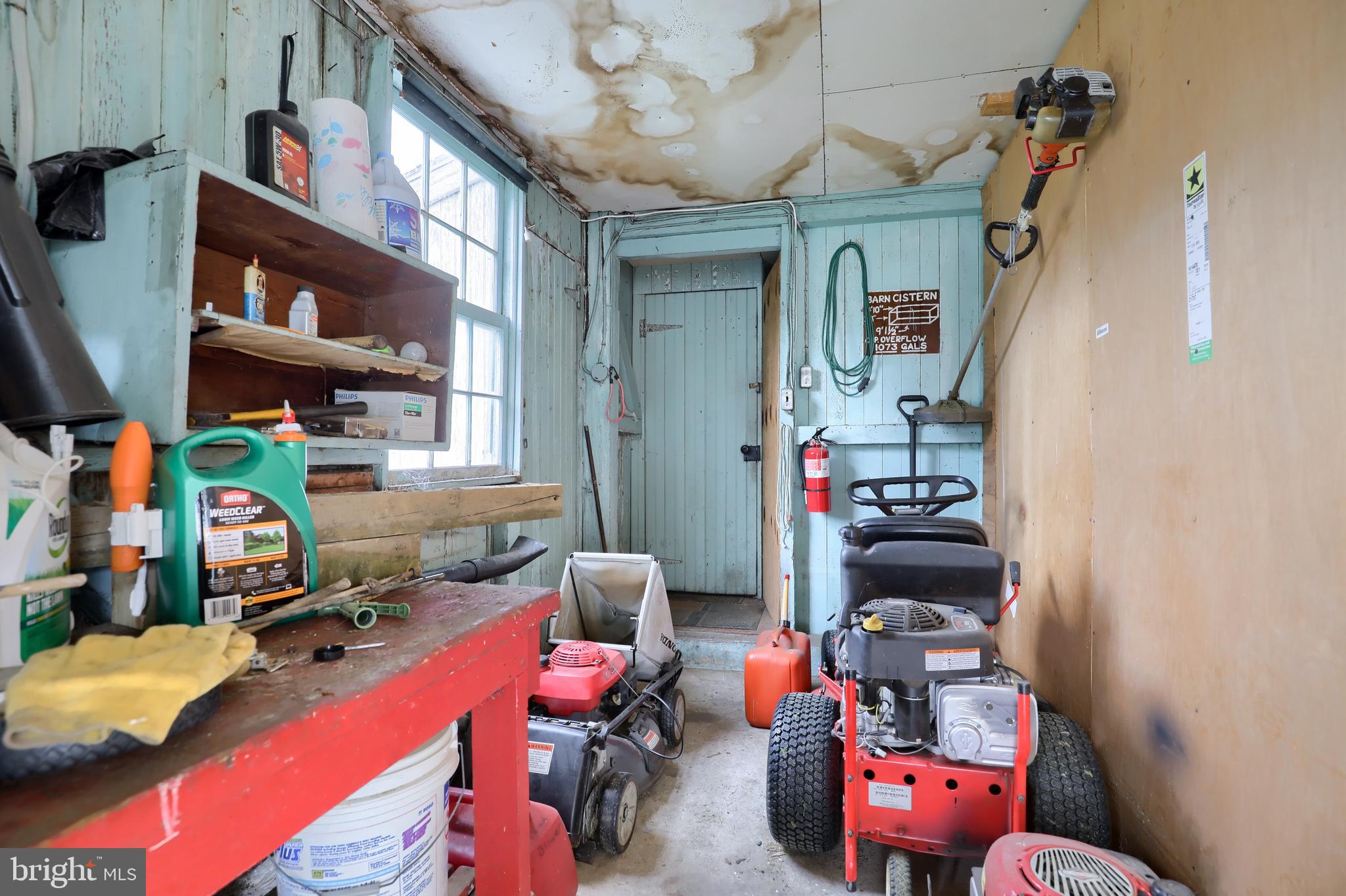 EAST PETERSBURG - Residential Income