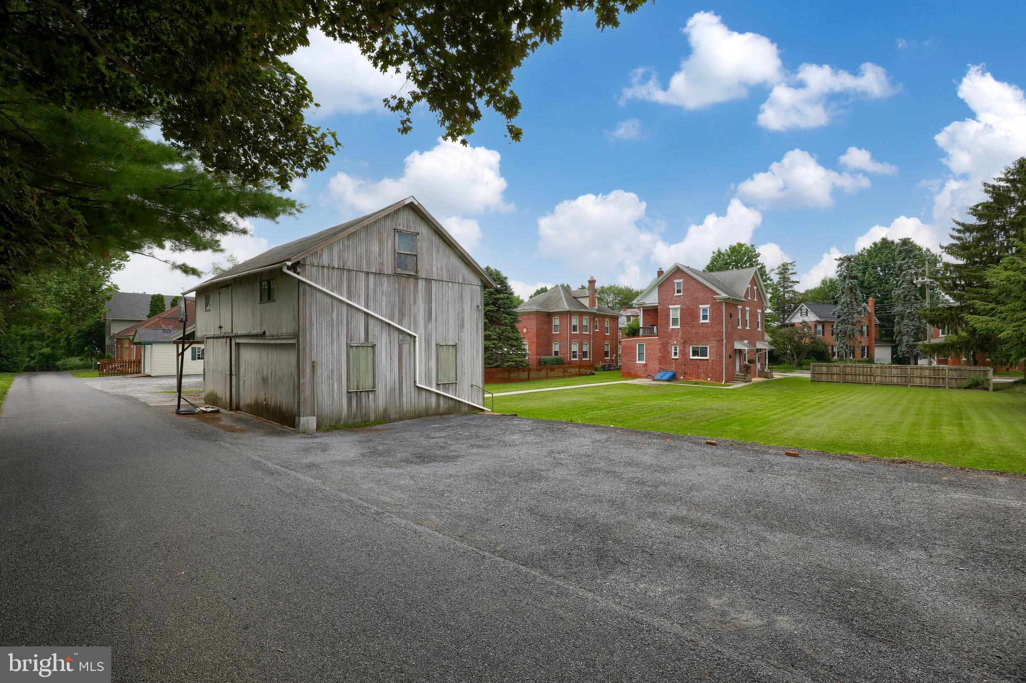 EAST PETERSBURG - Residential Income