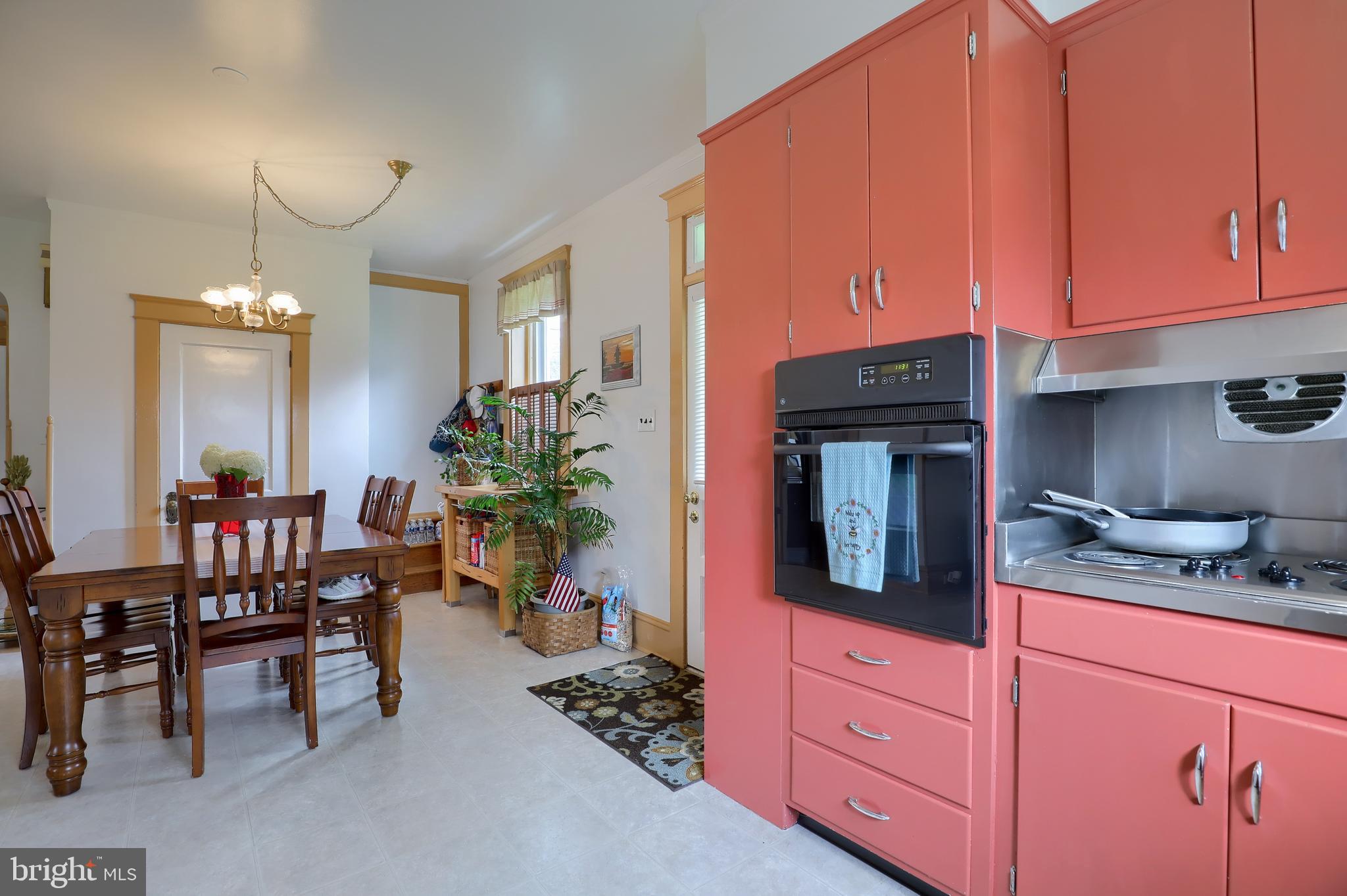 EAST PETERSBURG - Residential Income