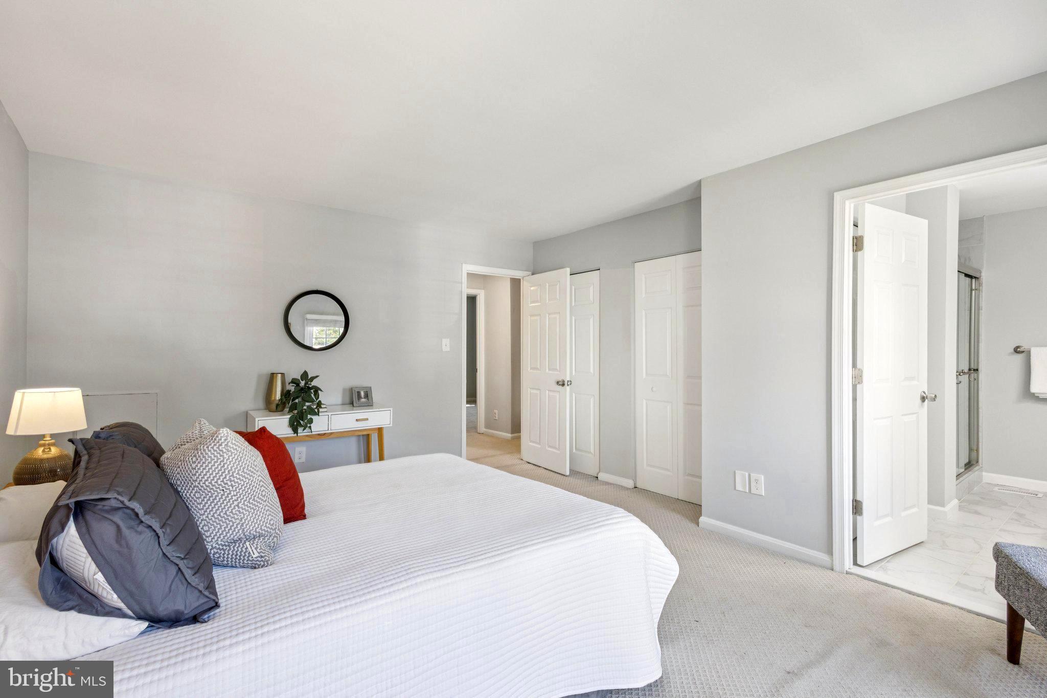 GLEN COVE - Residential