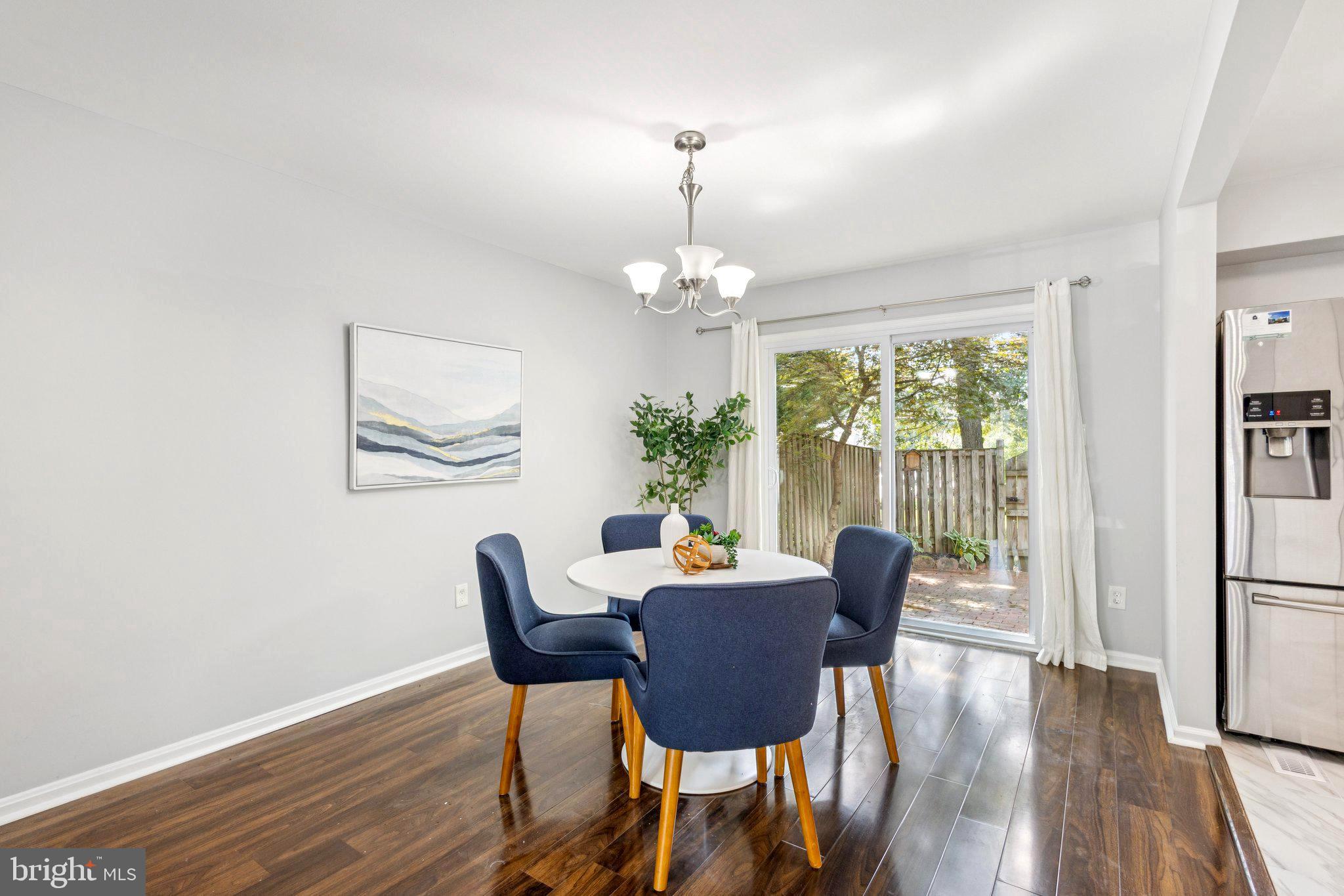 GLEN COVE - Residential