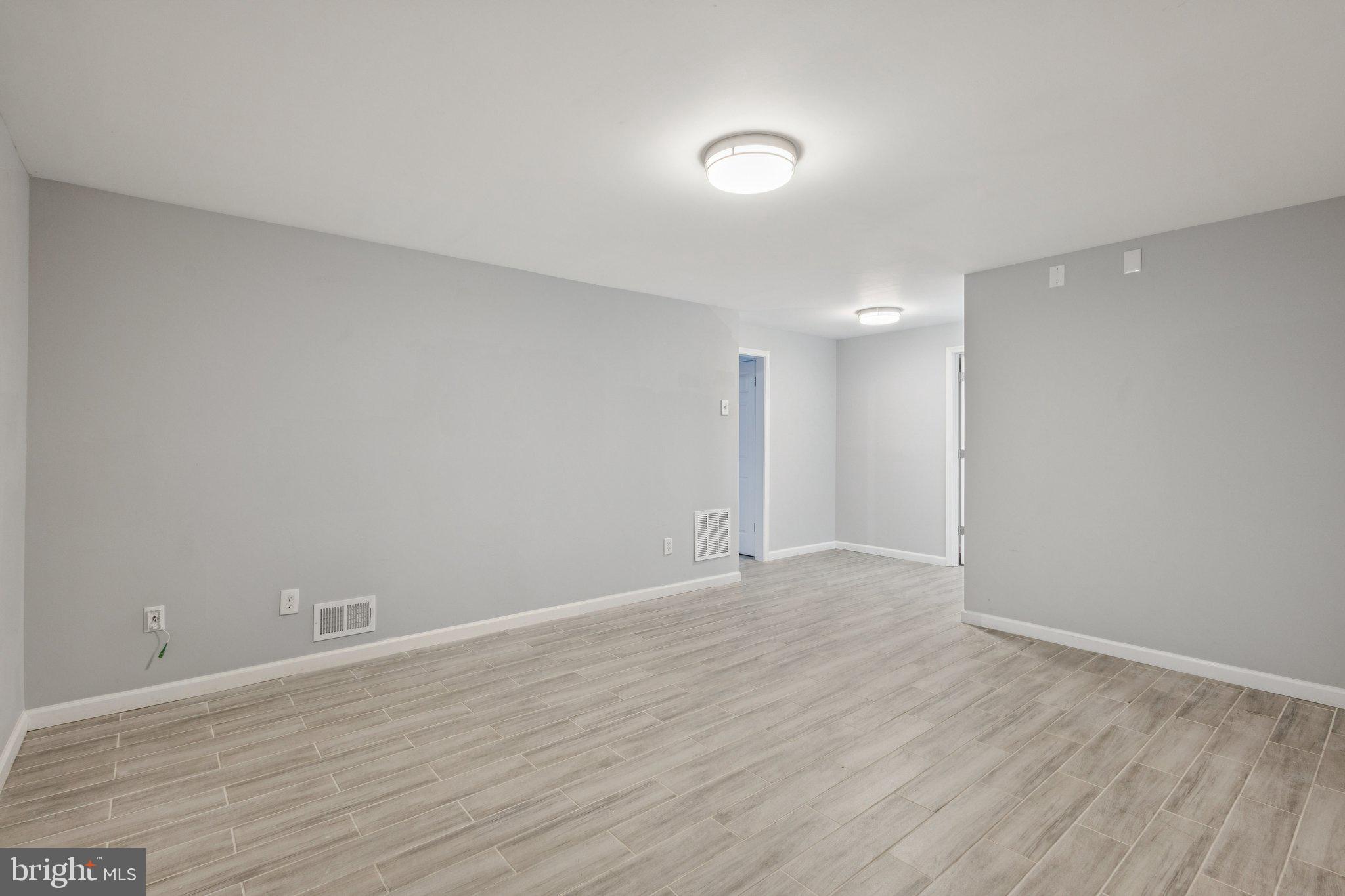 GLEN COVE - Residential