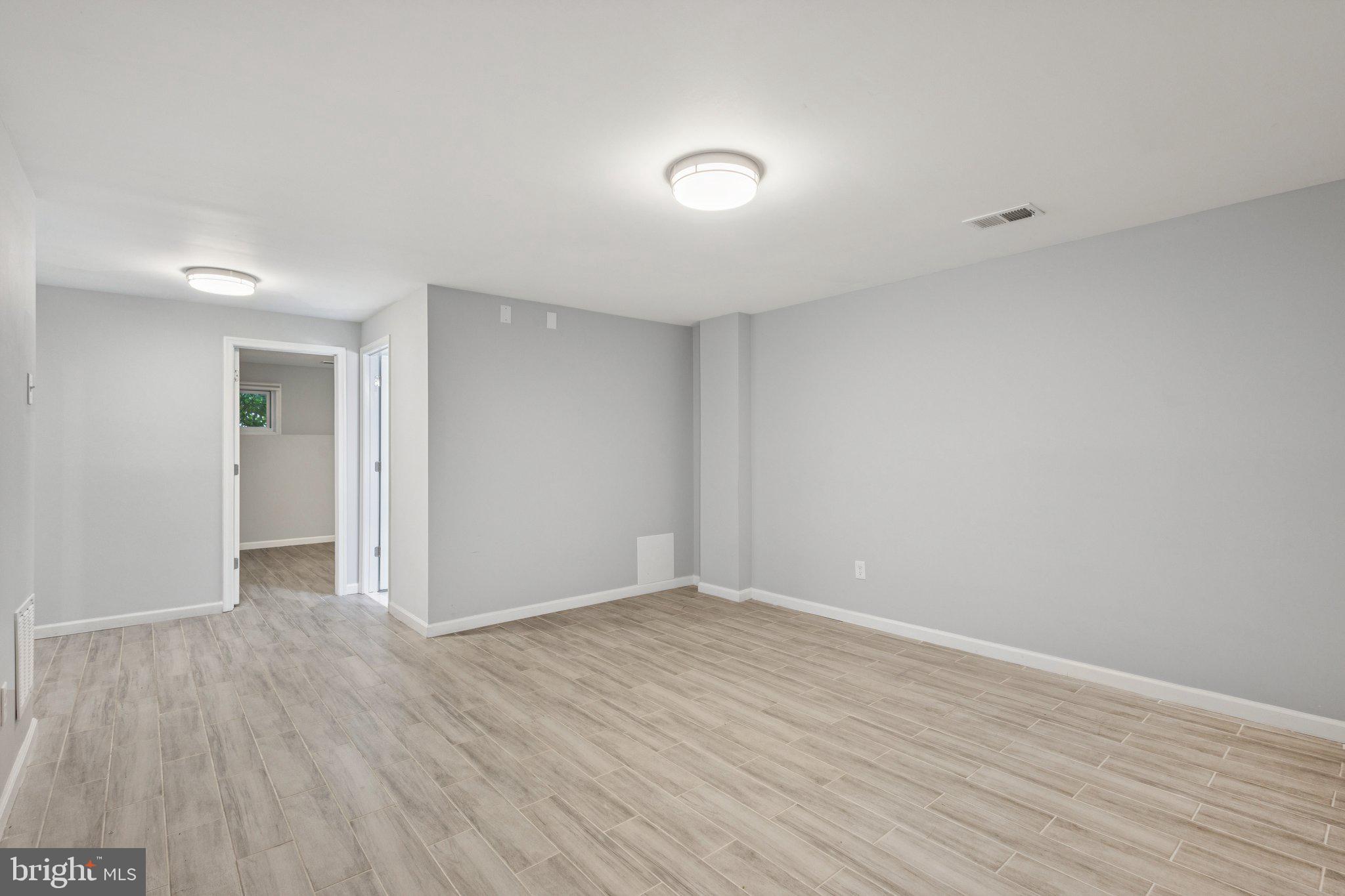 GLEN COVE - Residential