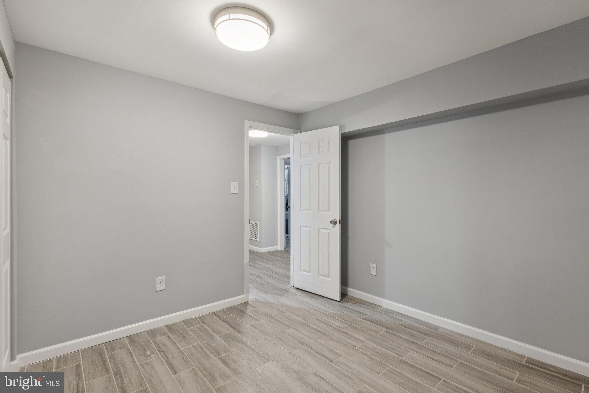 GLEN COVE - Residential