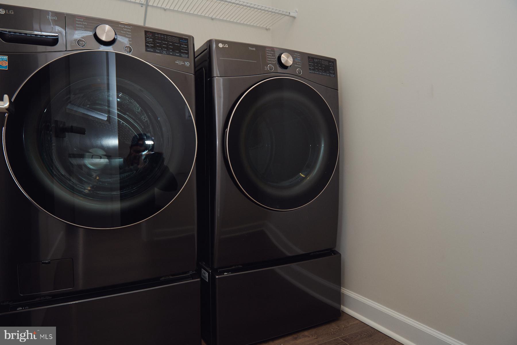 BOULEVARD VI TOWNS - Residential