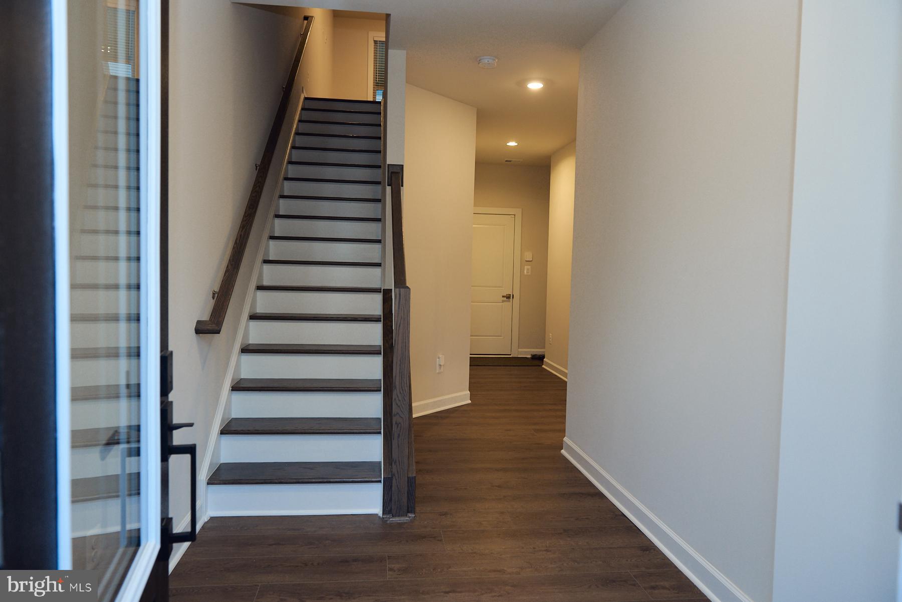 BOULEVARD VI TOWNS - Residential