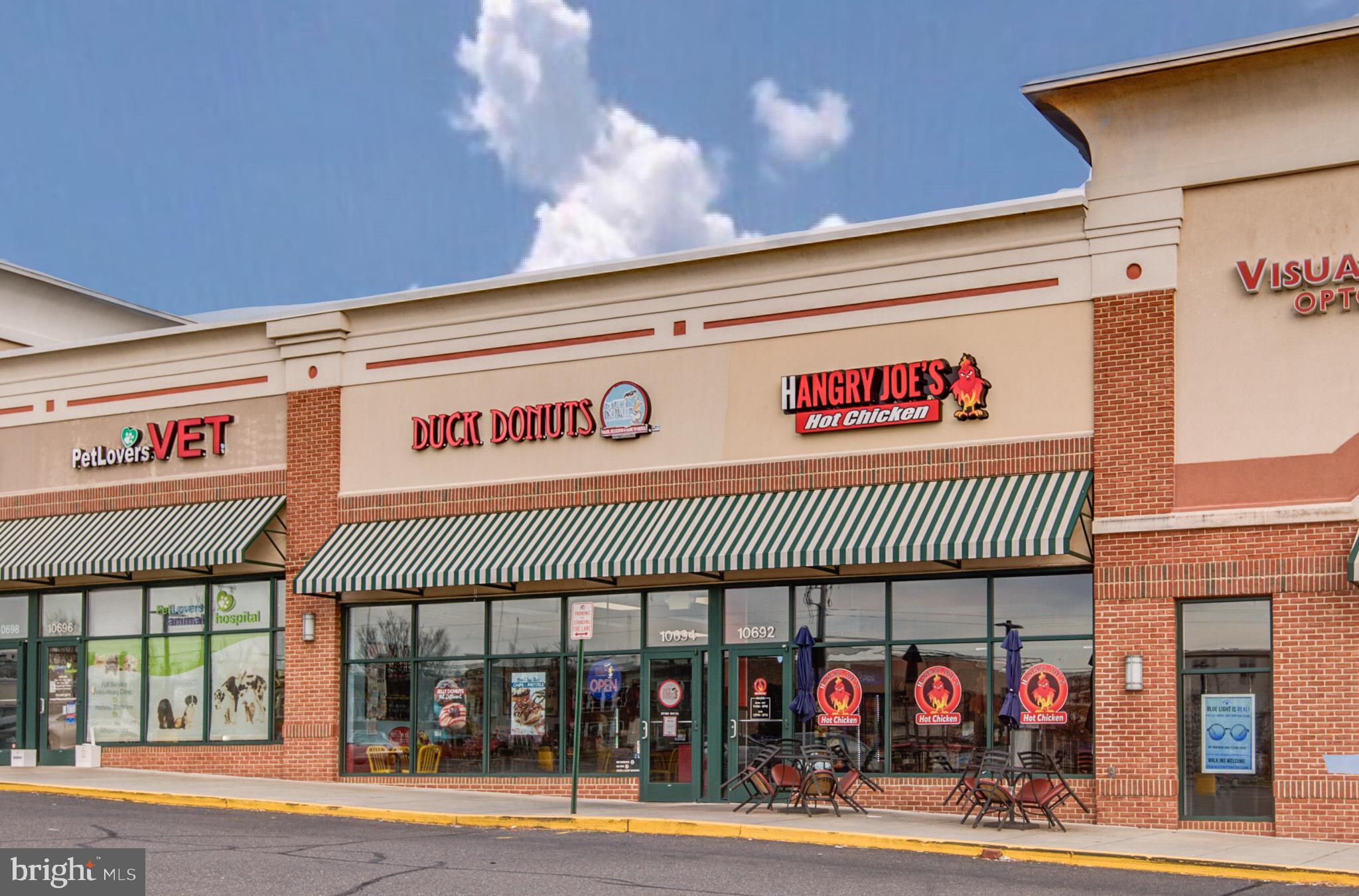 BOULEVARD VI TOWNS - Residential