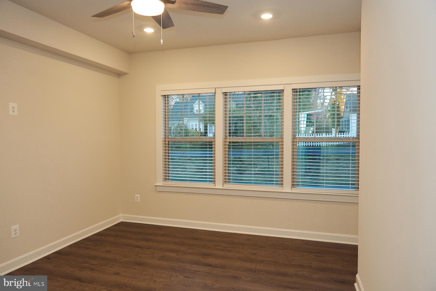 BOULEVARD VI TOWNS - Residential