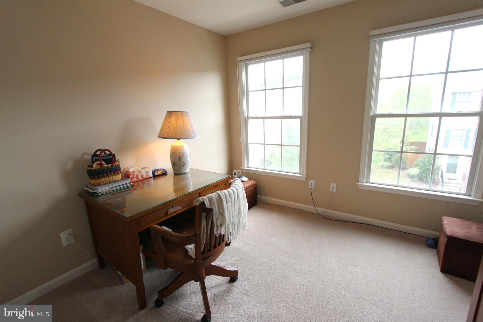 POTOMAC LAKES - Residential