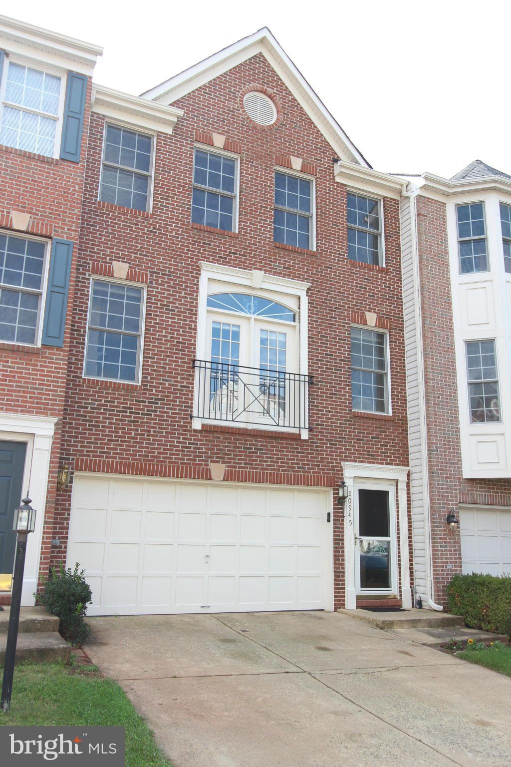 POTOMAC LAKES - Residential