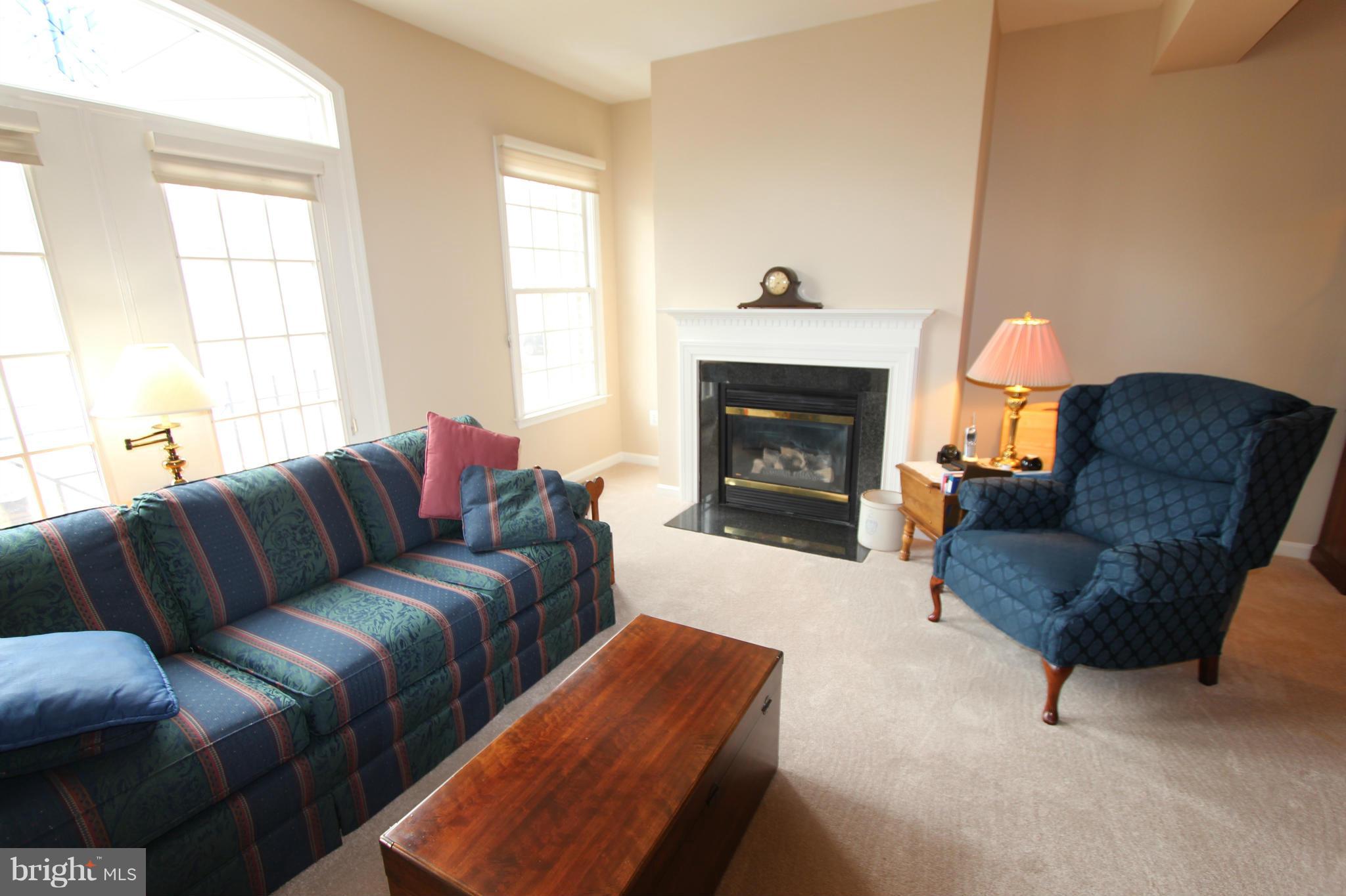 POTOMAC LAKES - Residential