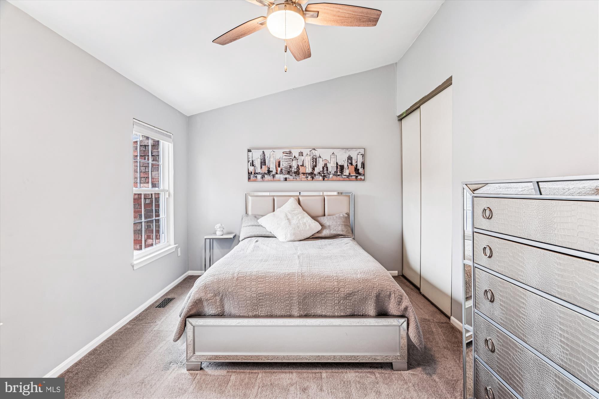 WOODSTREAM EAST - Residential