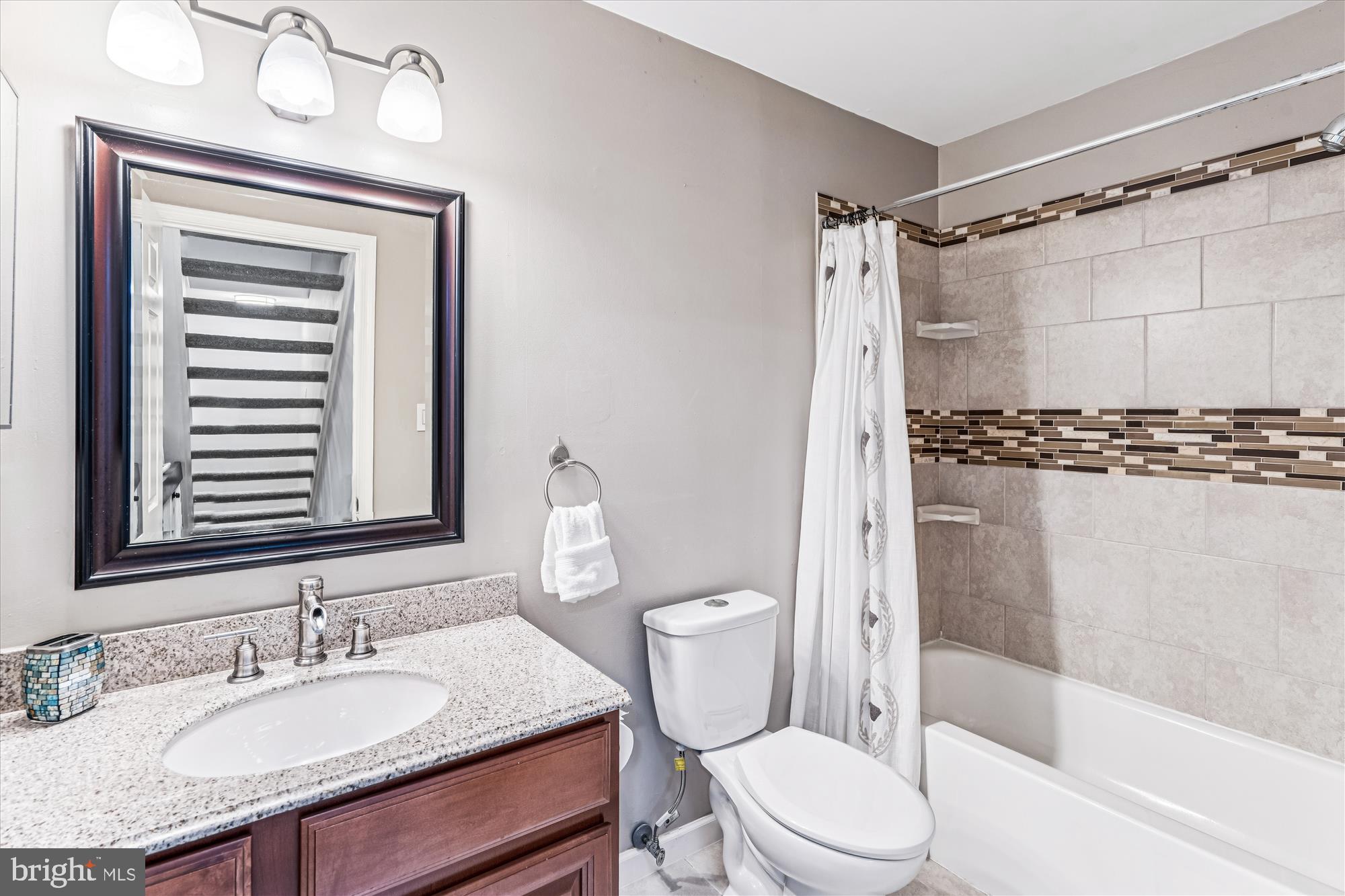 WOODSTREAM EAST - Residential