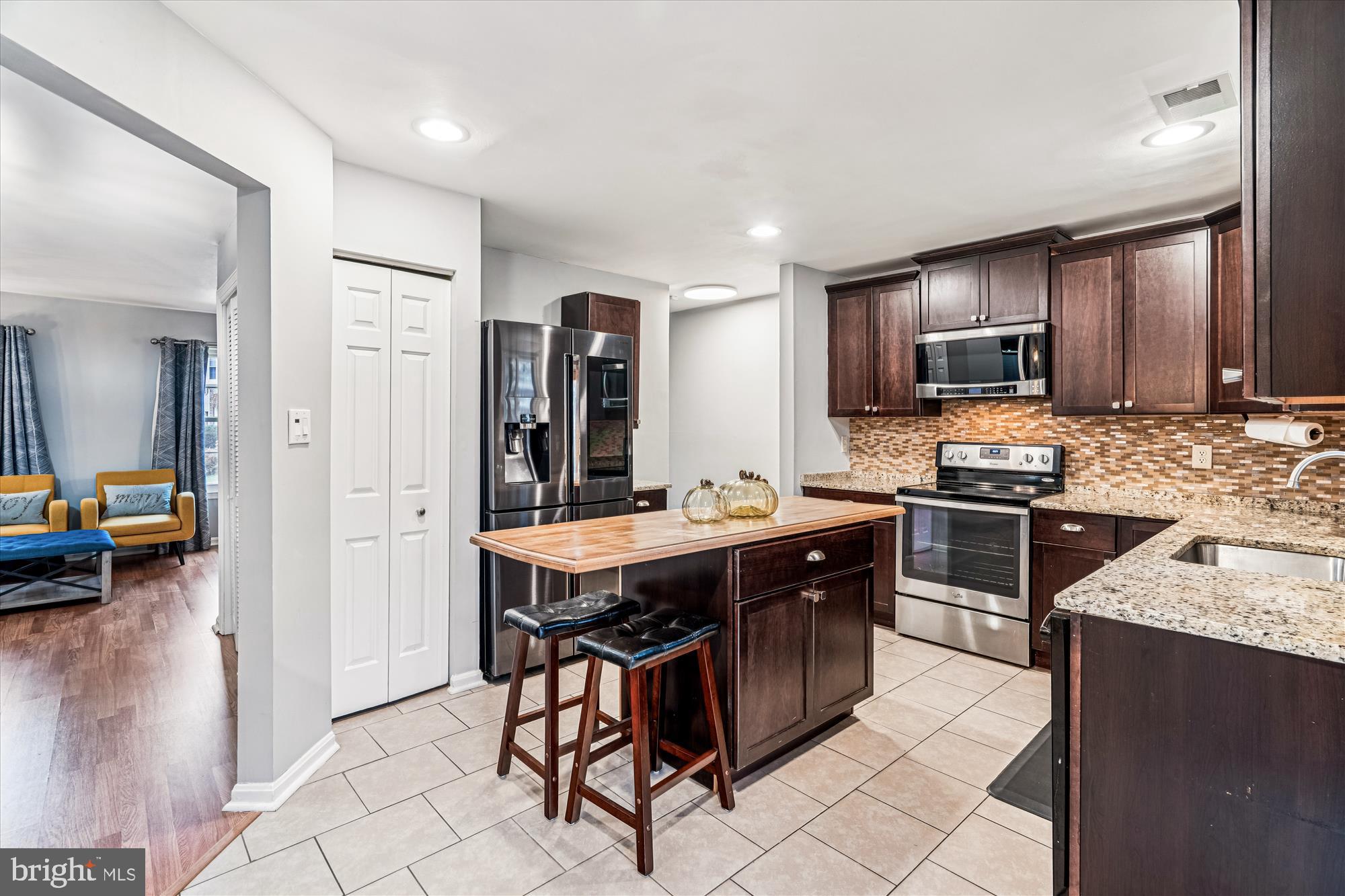 WOODSTREAM EAST - Residential