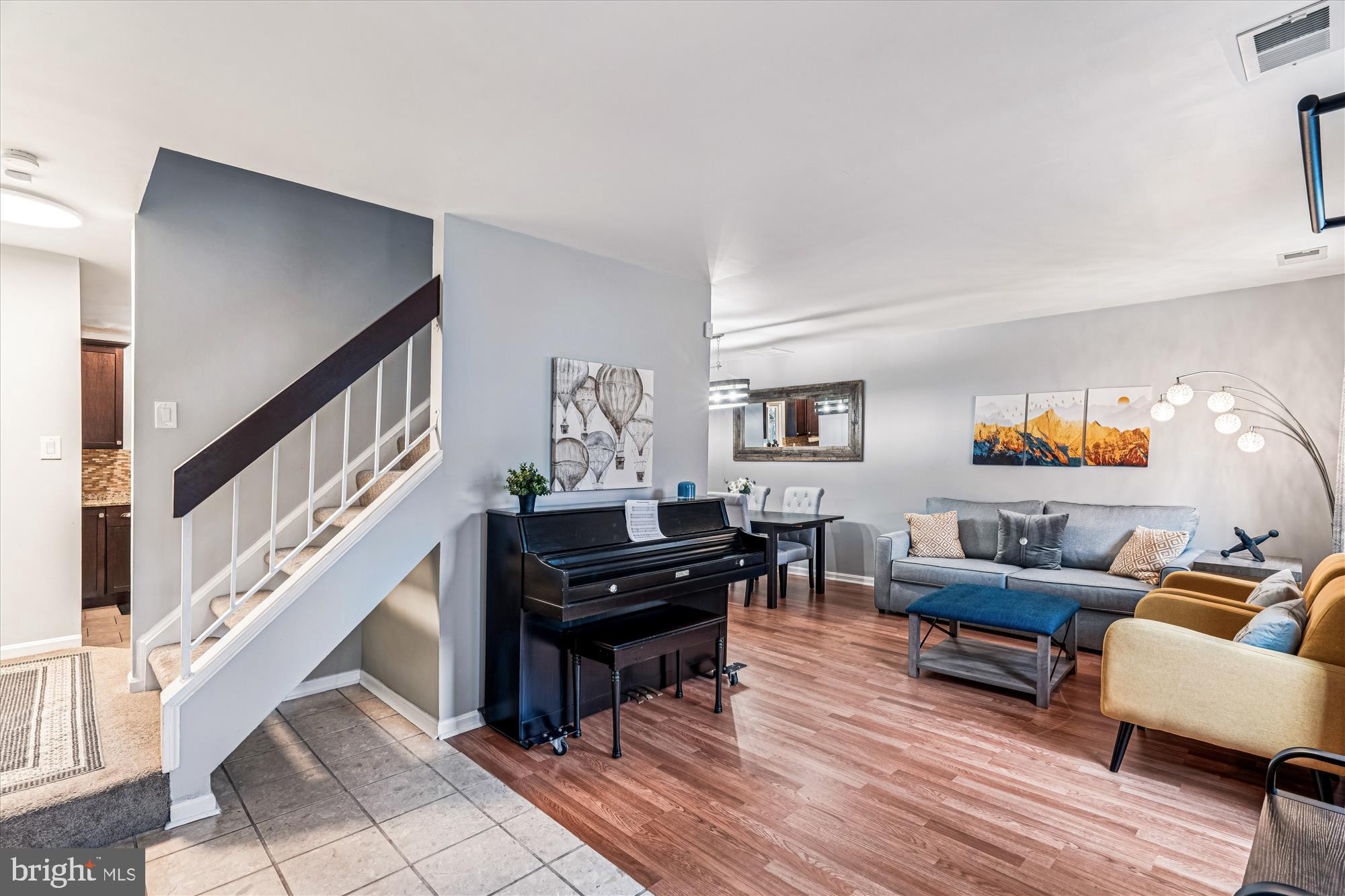 WOODSTREAM EAST - Residential