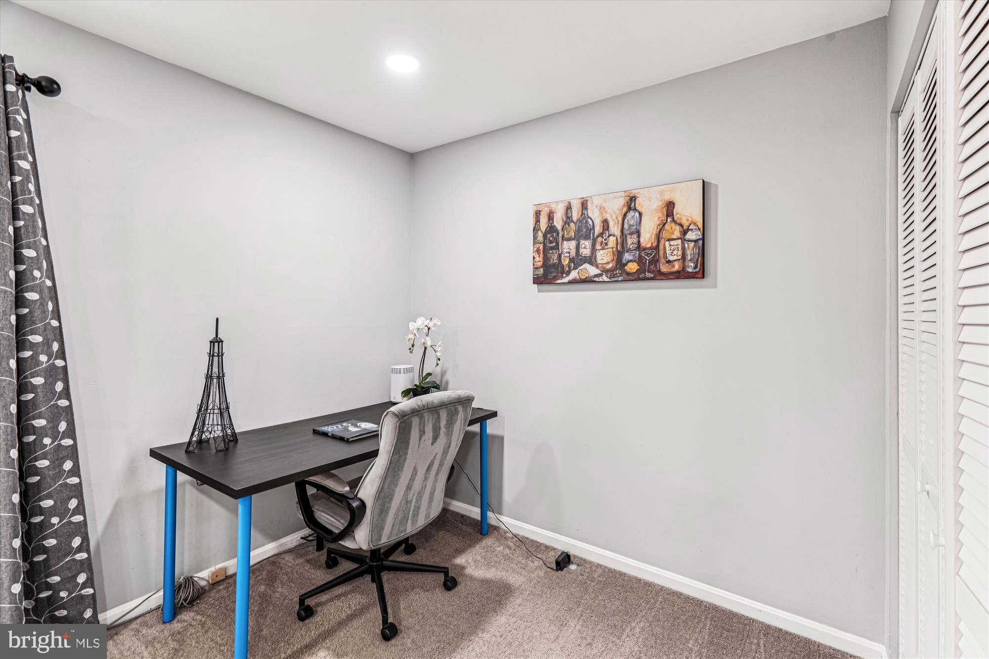 WOODSTREAM EAST - Residential