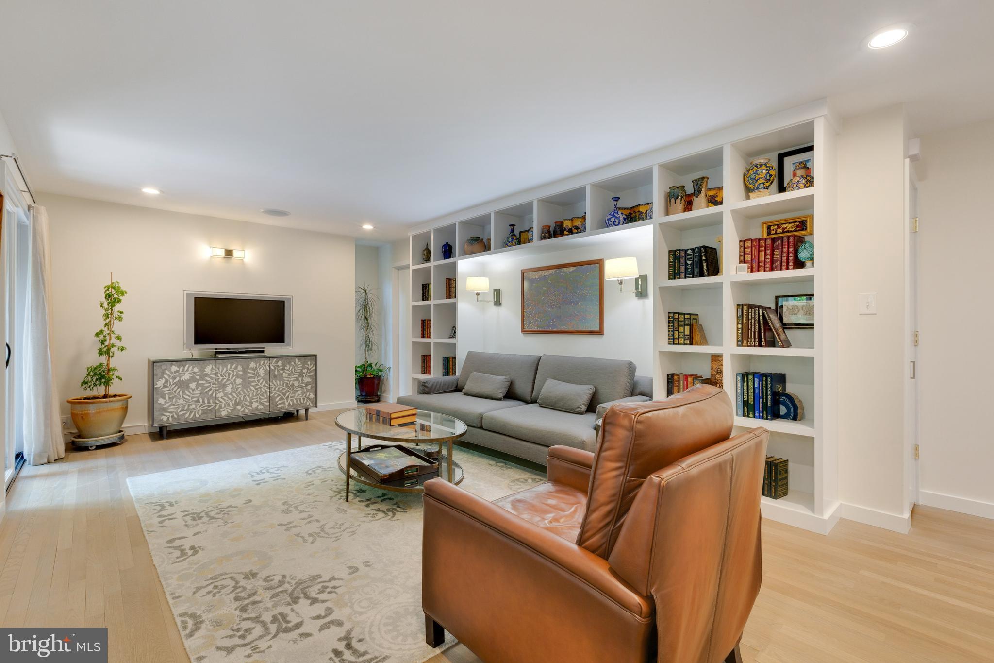 TIMBERWOOD OF POTOMAC - Residential