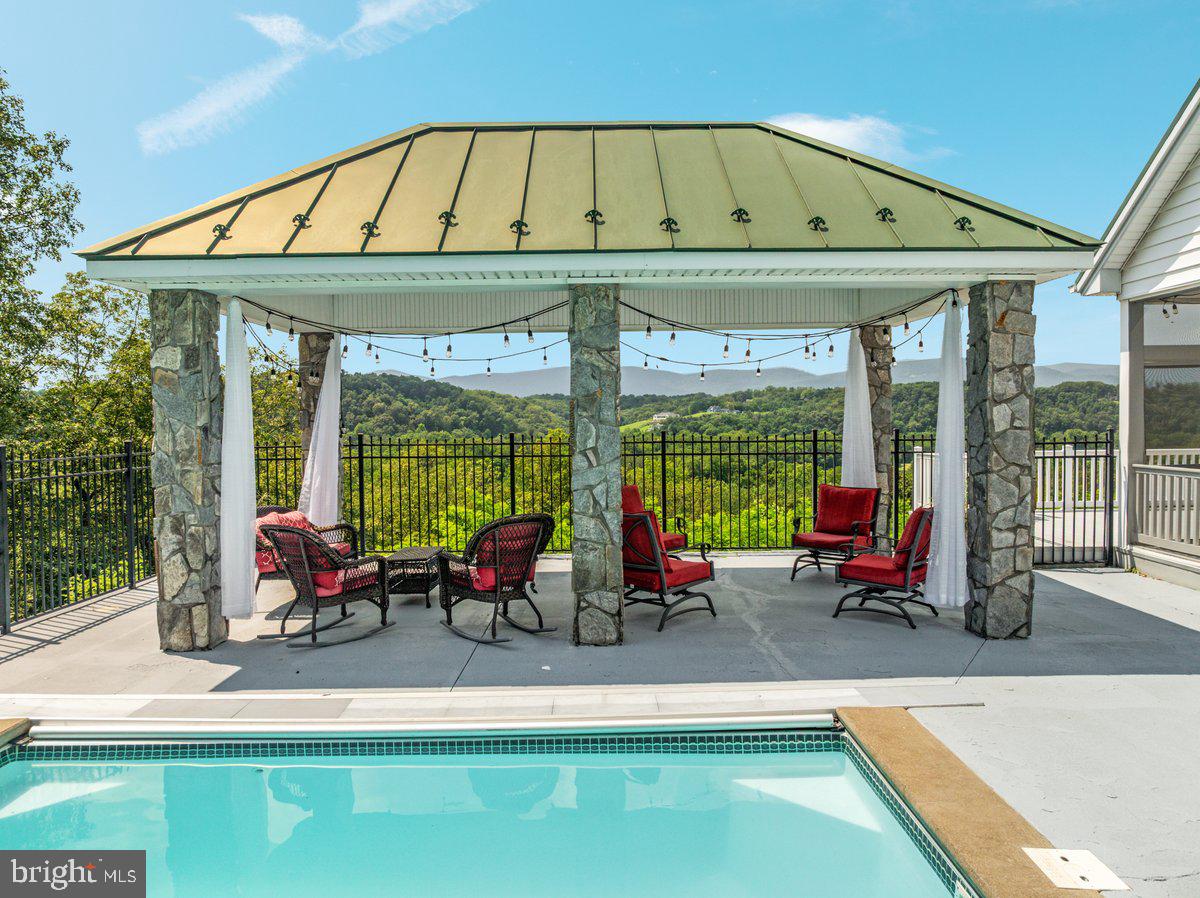 BURNER ESTATES - Residential