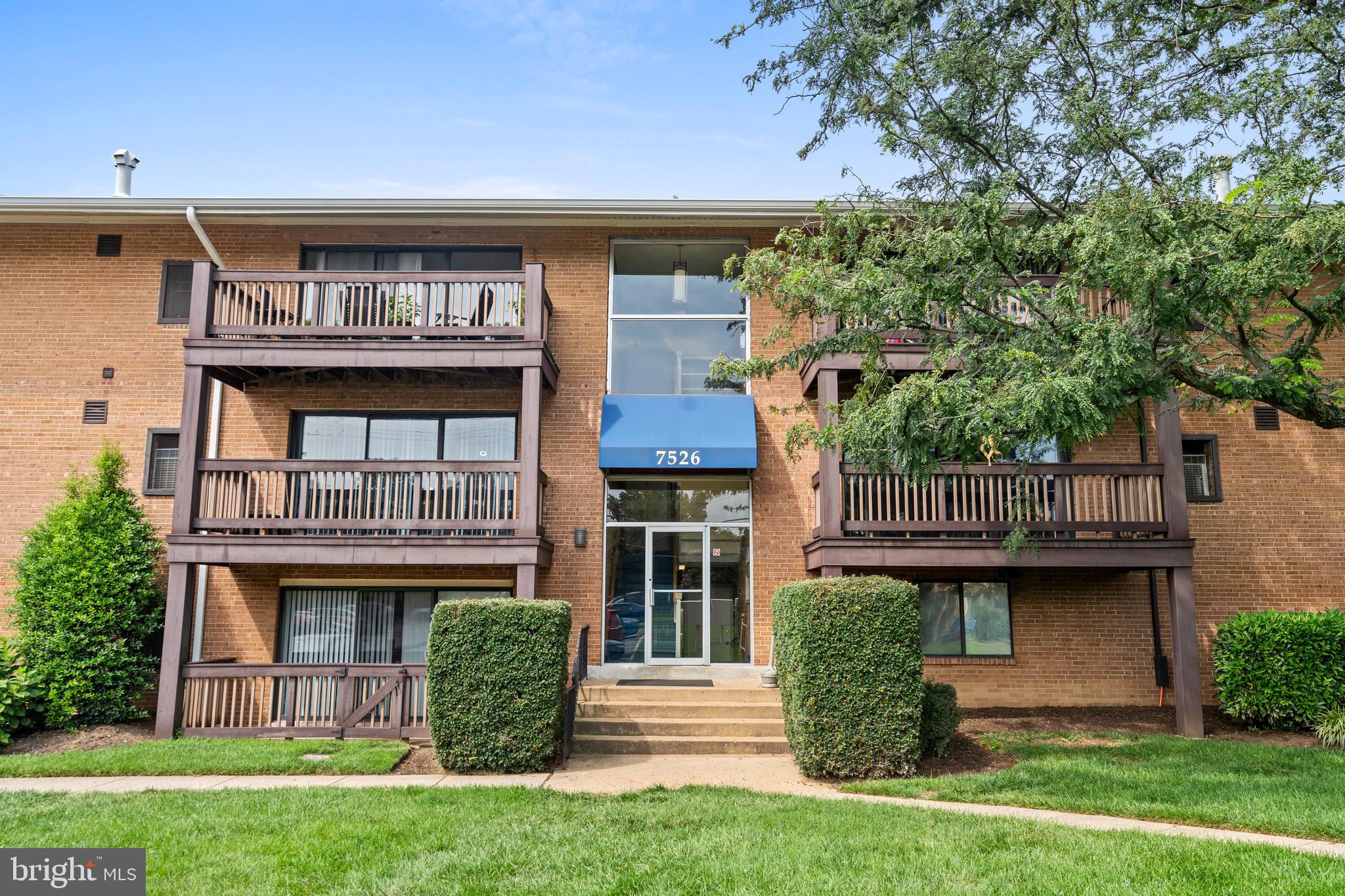 FALLS CHURCH - Residential