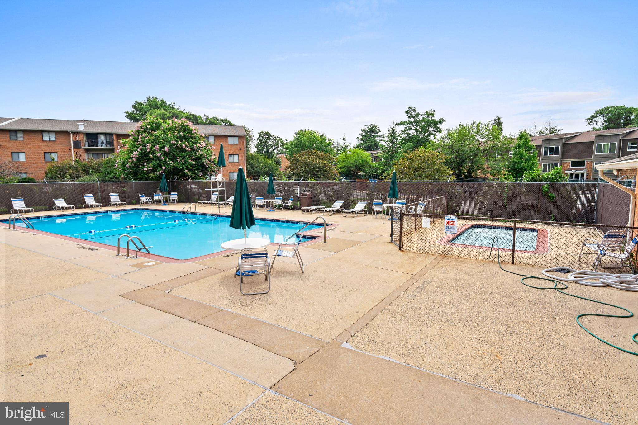 FALLS CHURCH - Residential