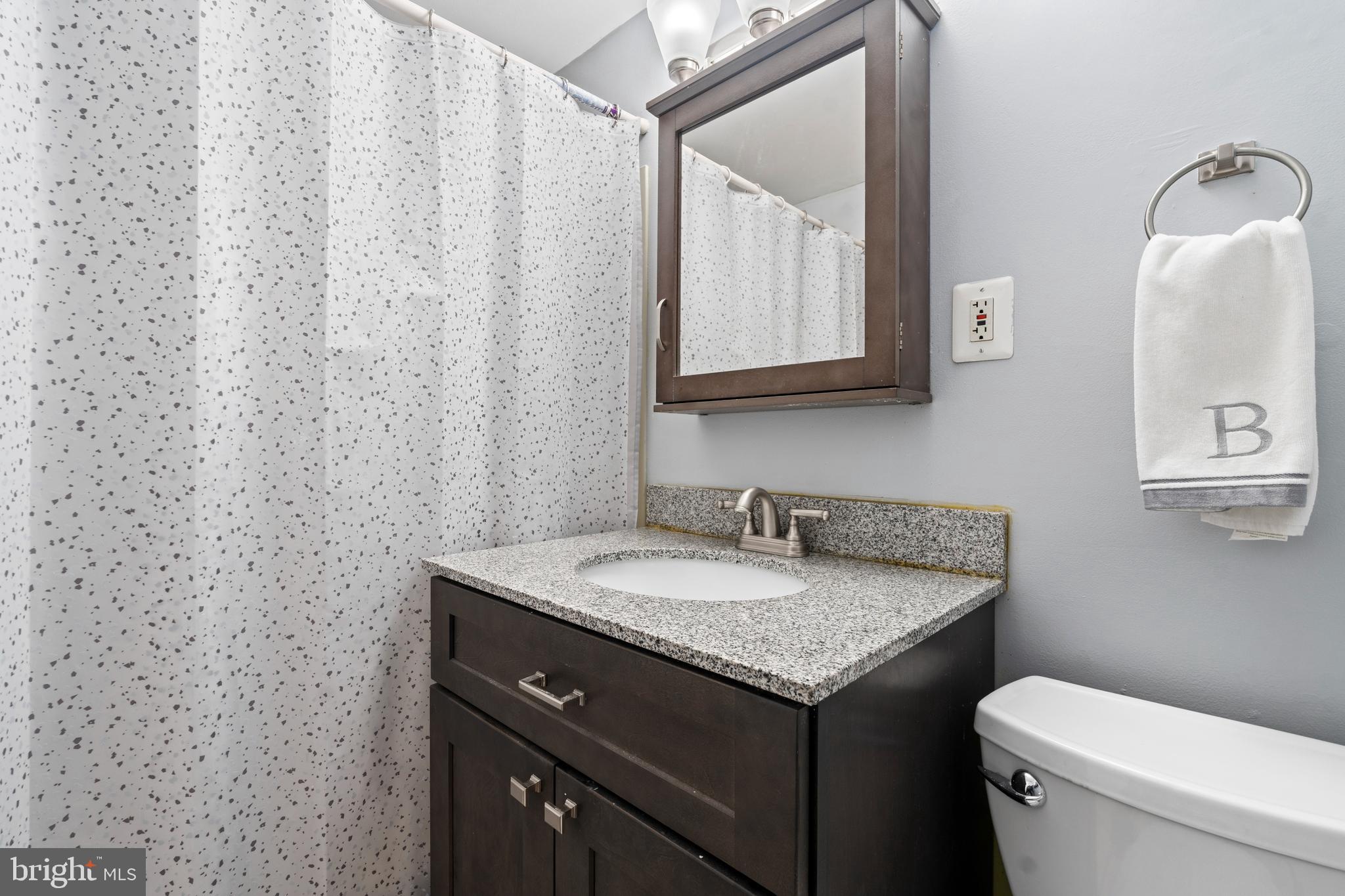 FALLS CHURCH - Residential