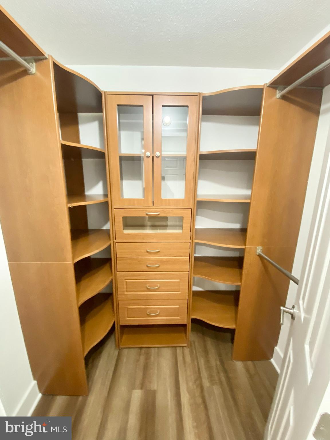 WATERGATE AT LANDMARK - Residential