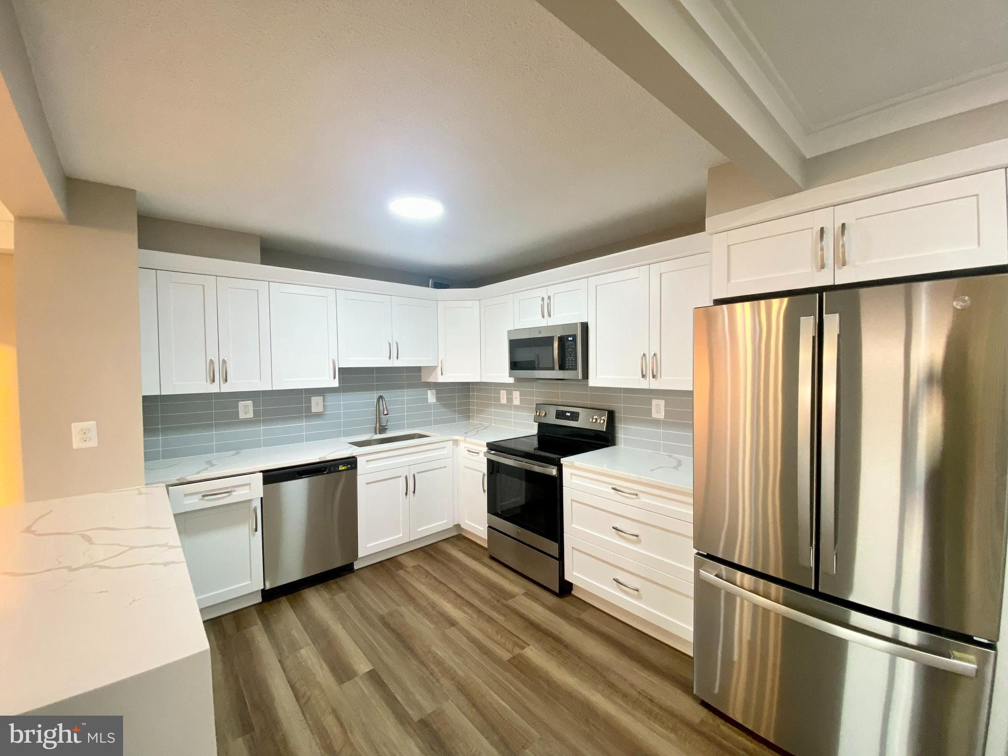 WATERGATE AT LANDMARK - Residential