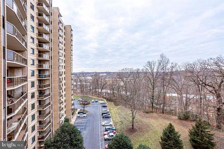 WATERGATE AT LANDMARK - Residential