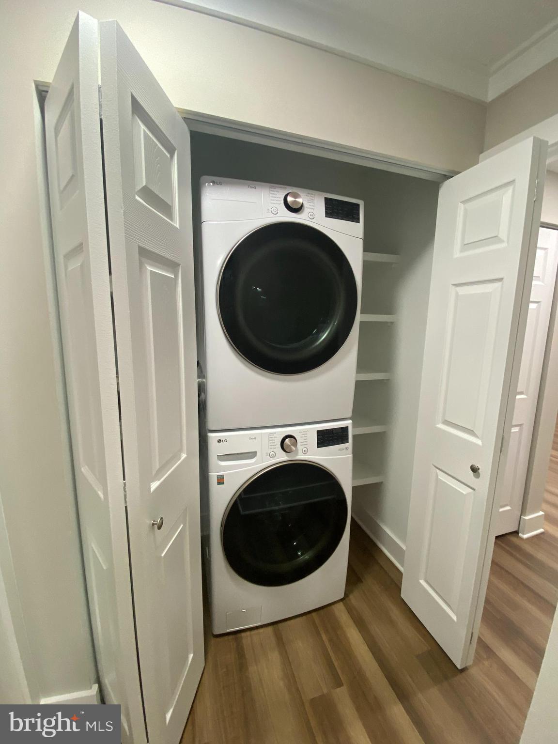 WATERGATE AT LANDMARK - Residential