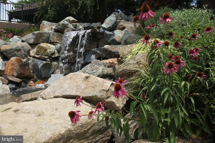 WATERGATE AT LANDMARK - Residential