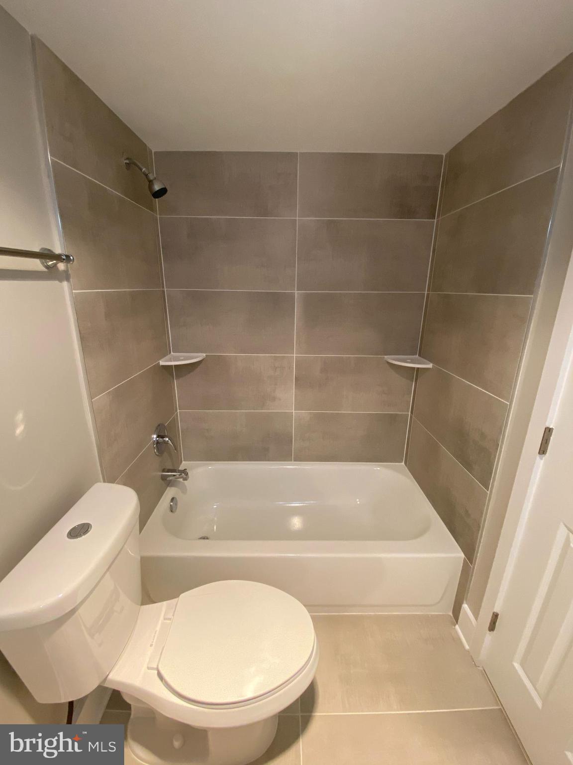 WATERGATE AT LANDMARK - Residential