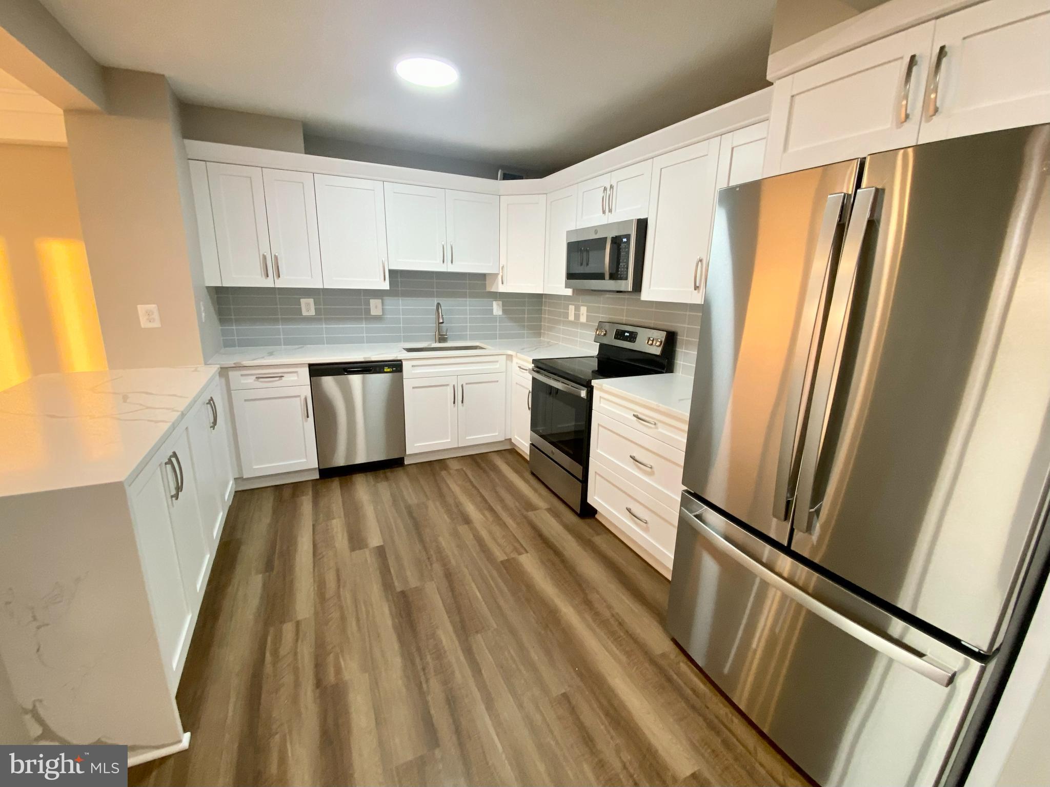 WATERGATE AT LANDMARK - Residential