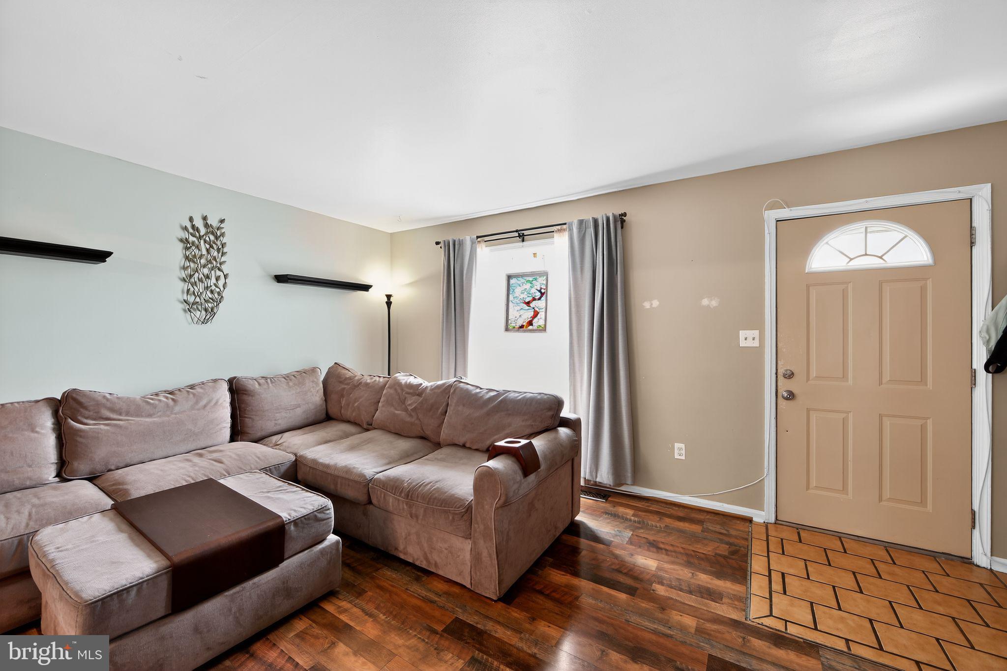 107 WHITNEY PLACE
