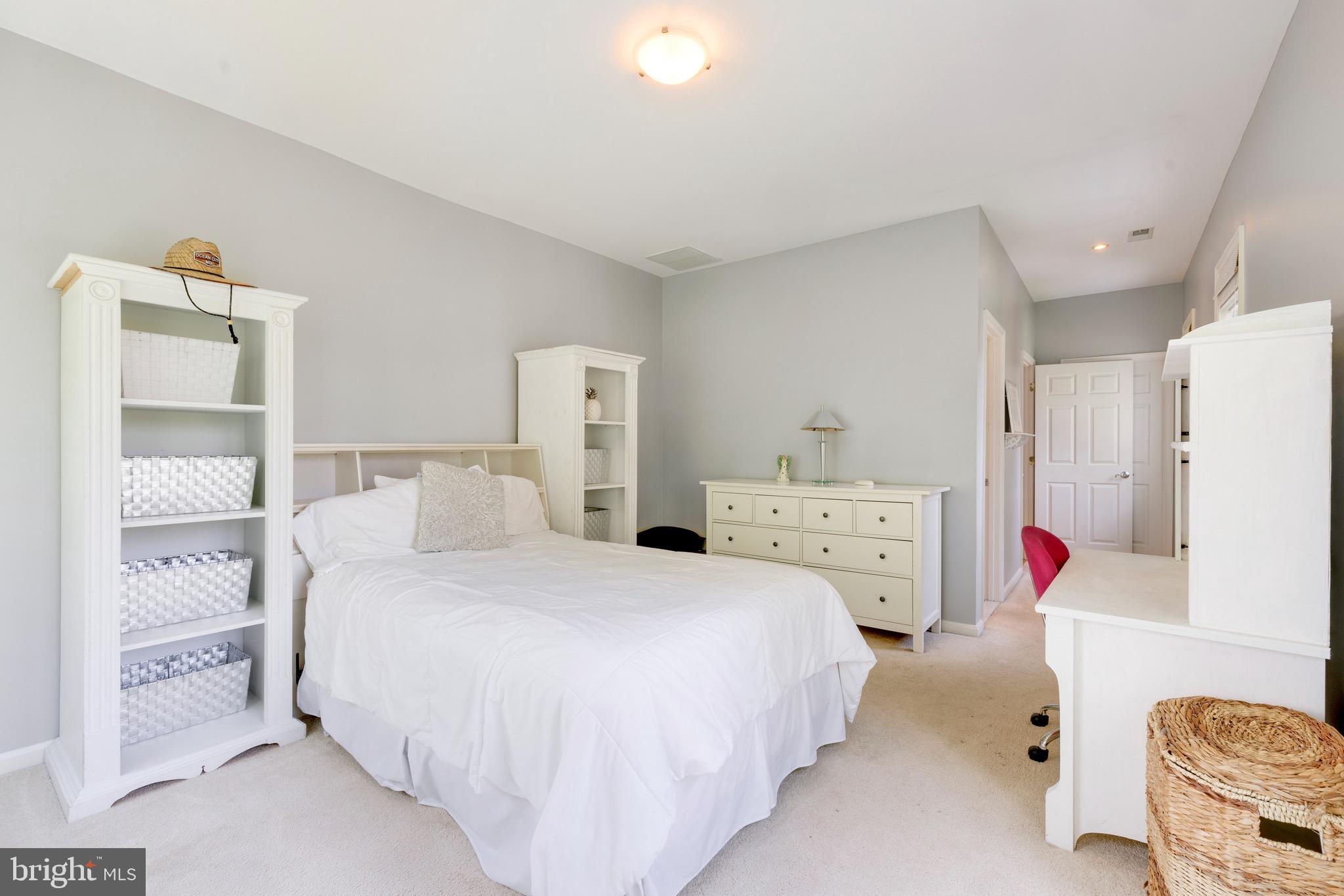 BAY RIDGE - Residential